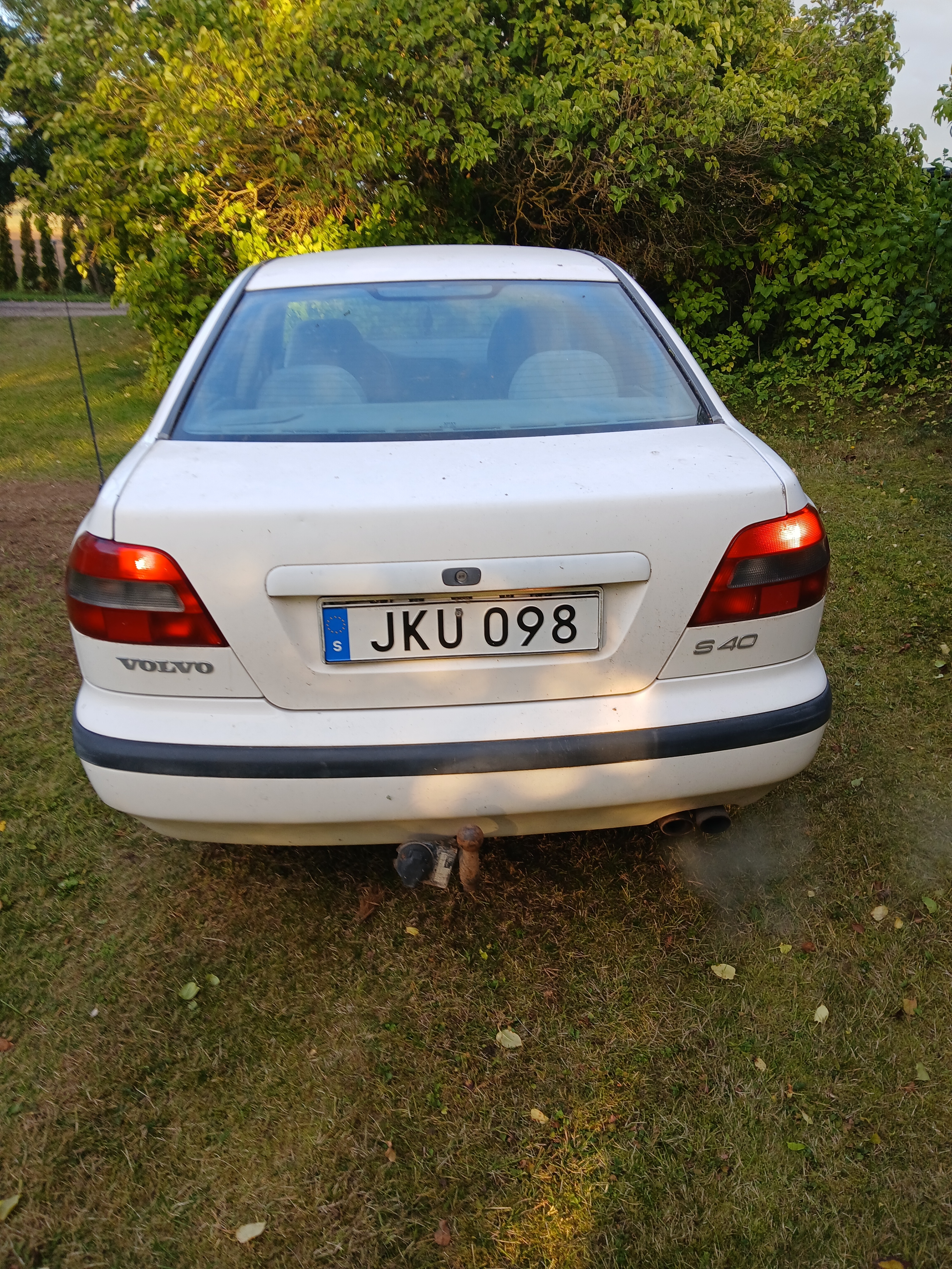 Volvo S40 2.0 Manuell 1996, bild 3/6