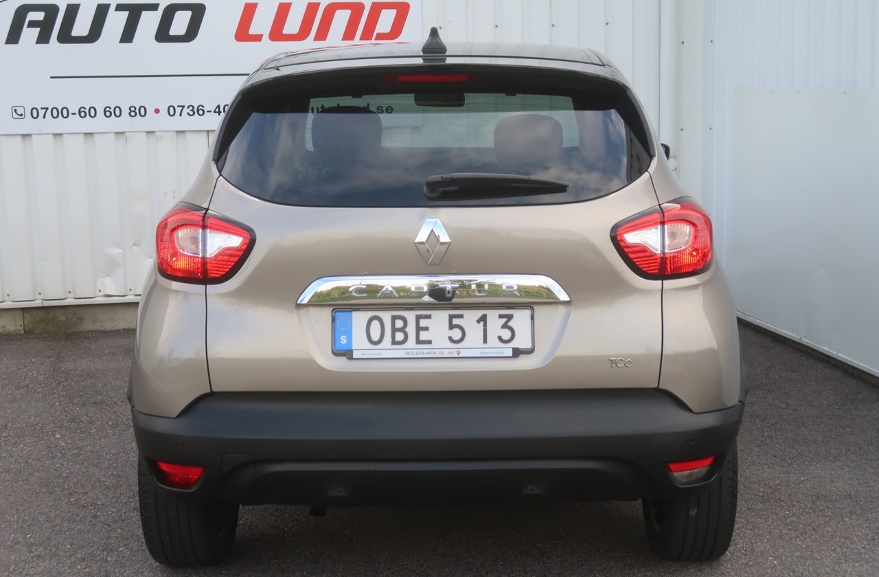 Renault Captur 1.2 TCe EDC 2016, photo 4/10