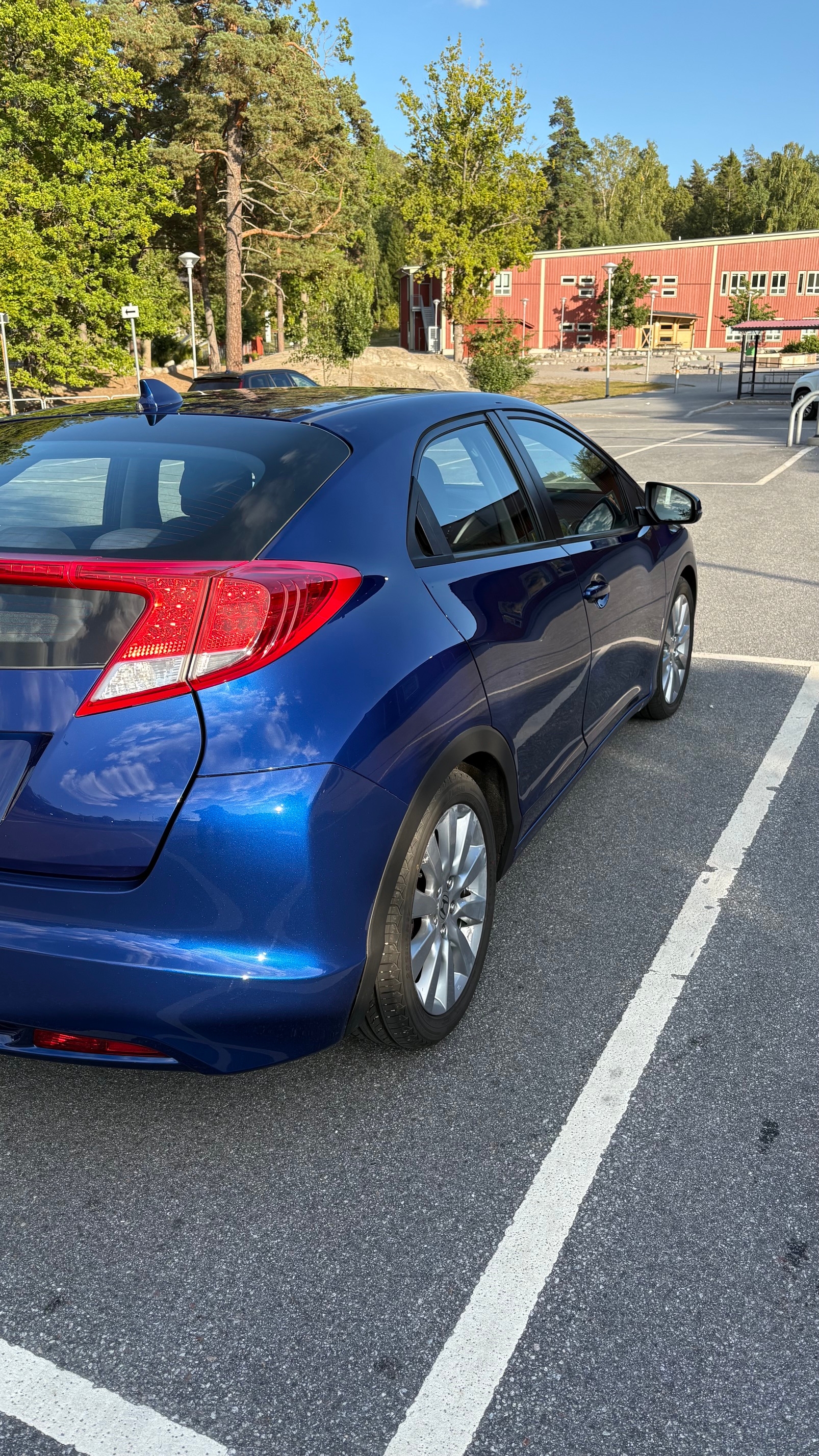 Honda Civic 1.8 i-VTEC Manuell 2012, bild 4/10