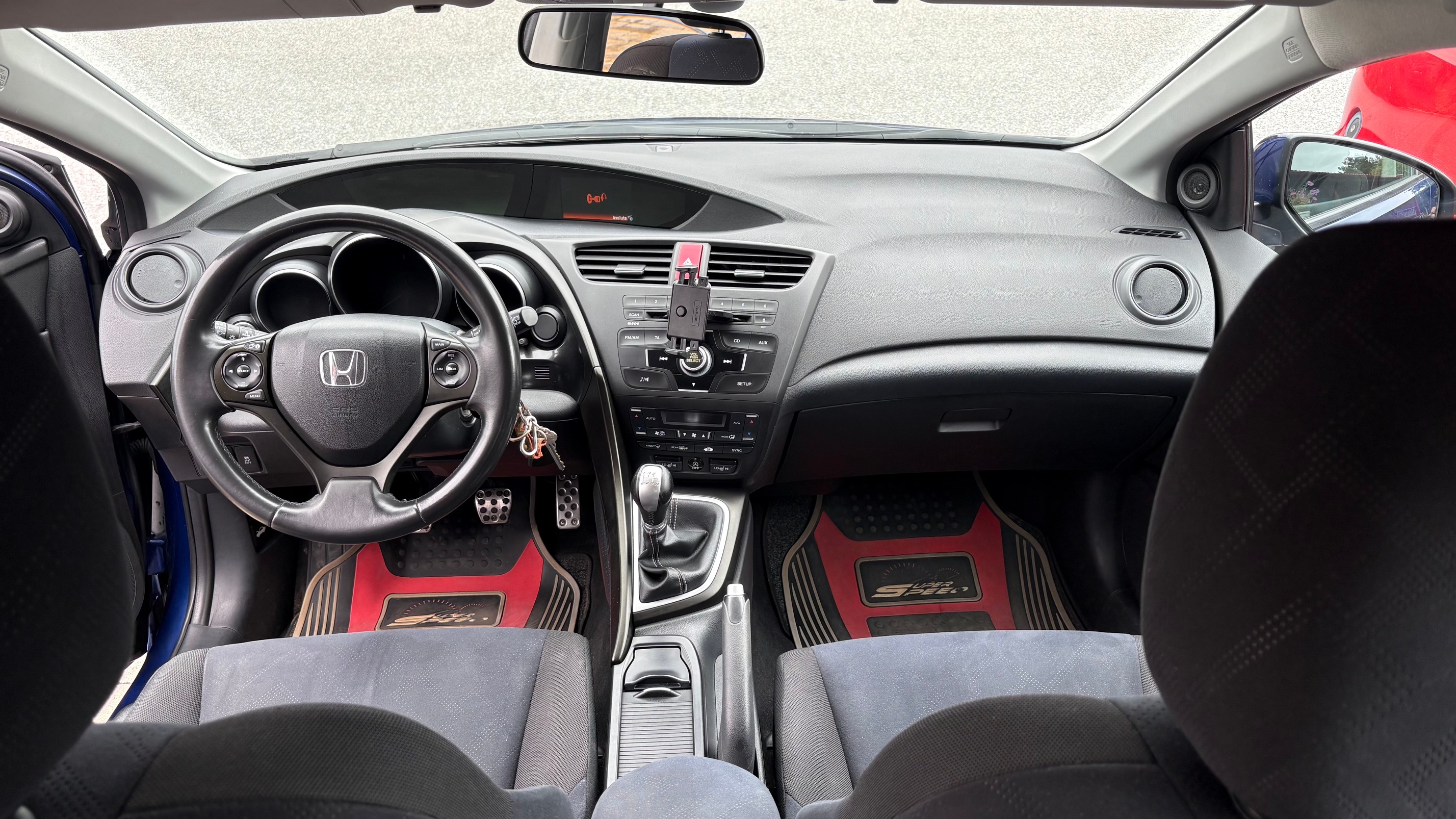 Honda Civic 1.8 i-VTEC Manuell 2012, bild 6/10