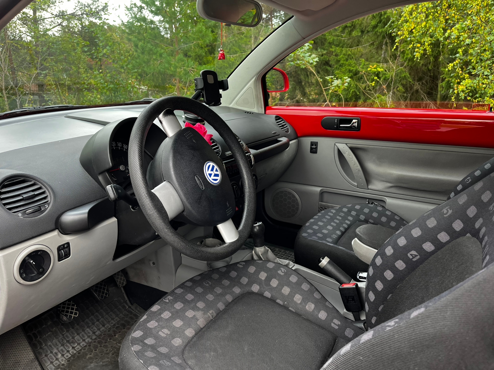 Volkswagen New Beetle 2.0 Manuell 1999, photo 7/10