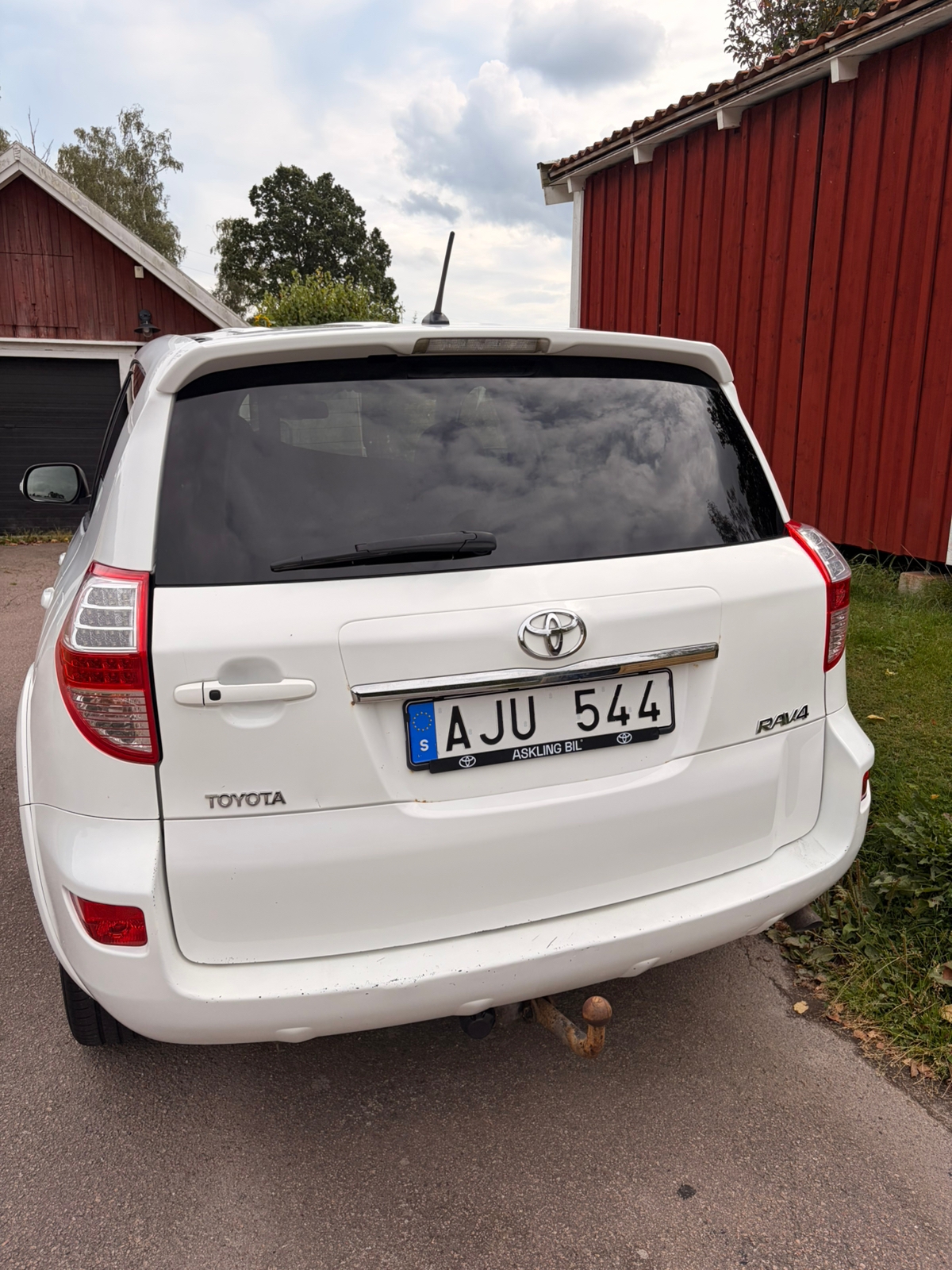 Toyota RAV4 2.2 D-4D AWD Automatisk 2011, bild 3/6