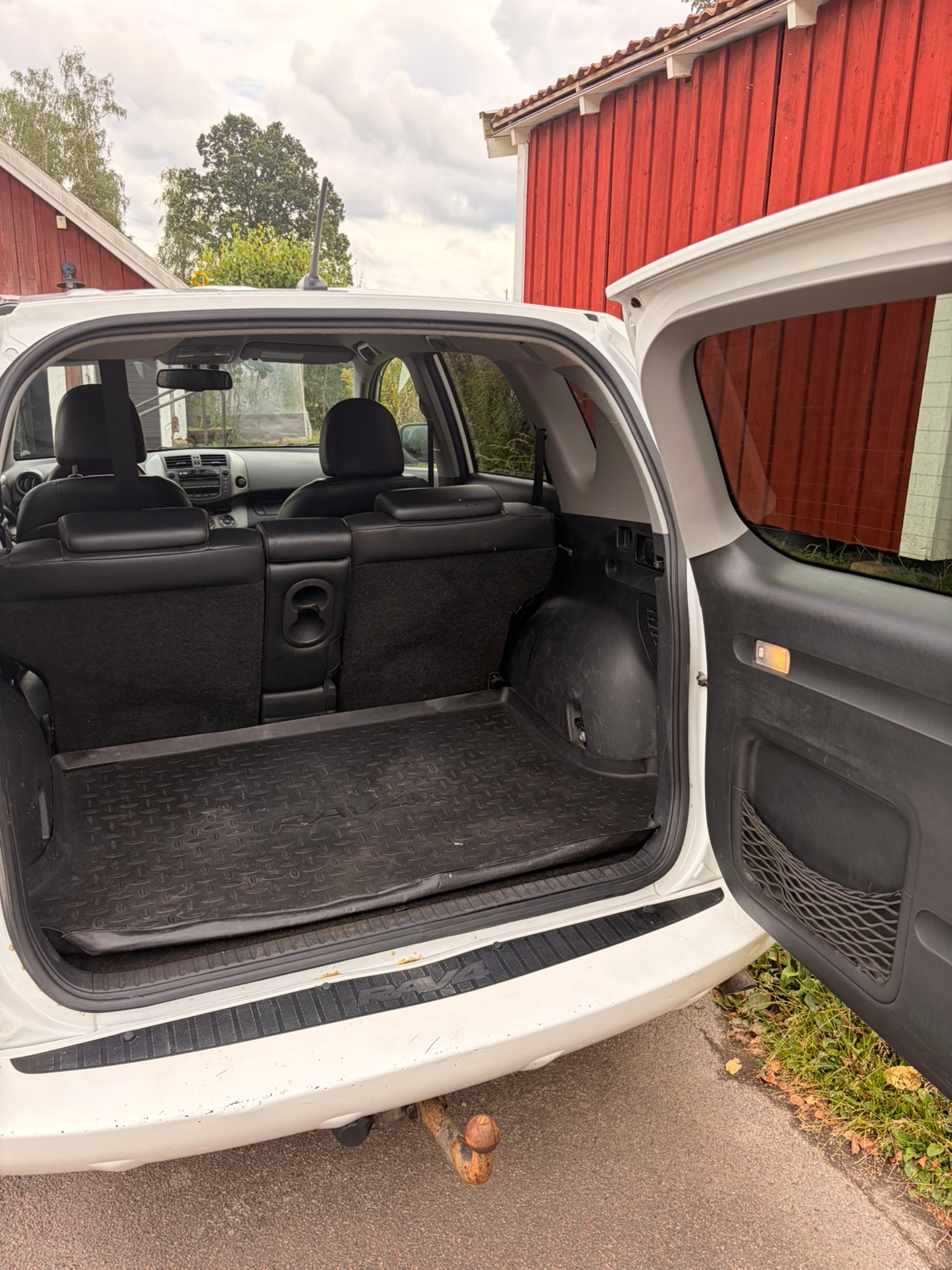 Toyota RAV4 2.2 D-4D AWD Automatisk 2011, bild 6/6