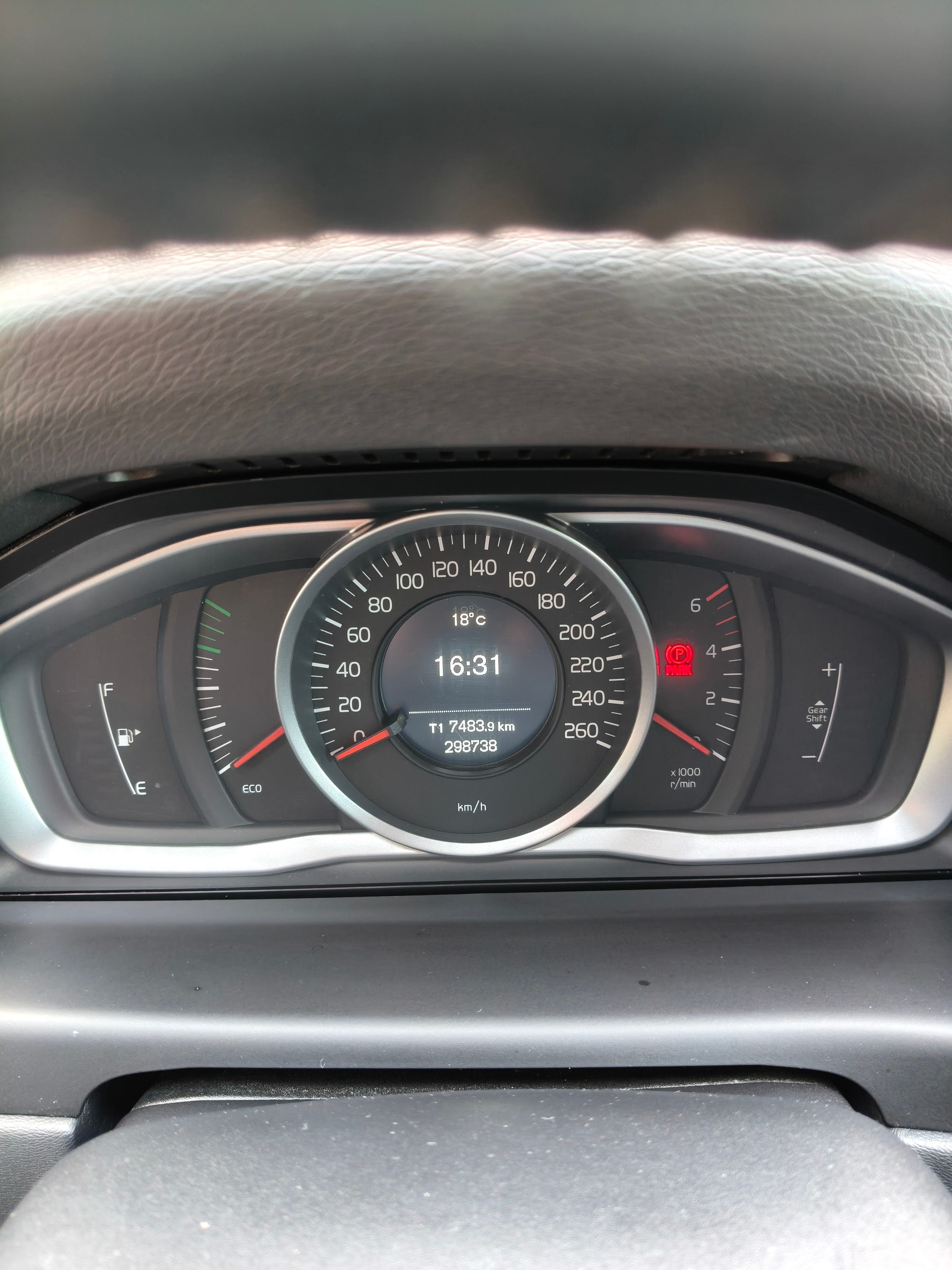 Volvo V70 D2 Manuell 2014, kuva 6/10