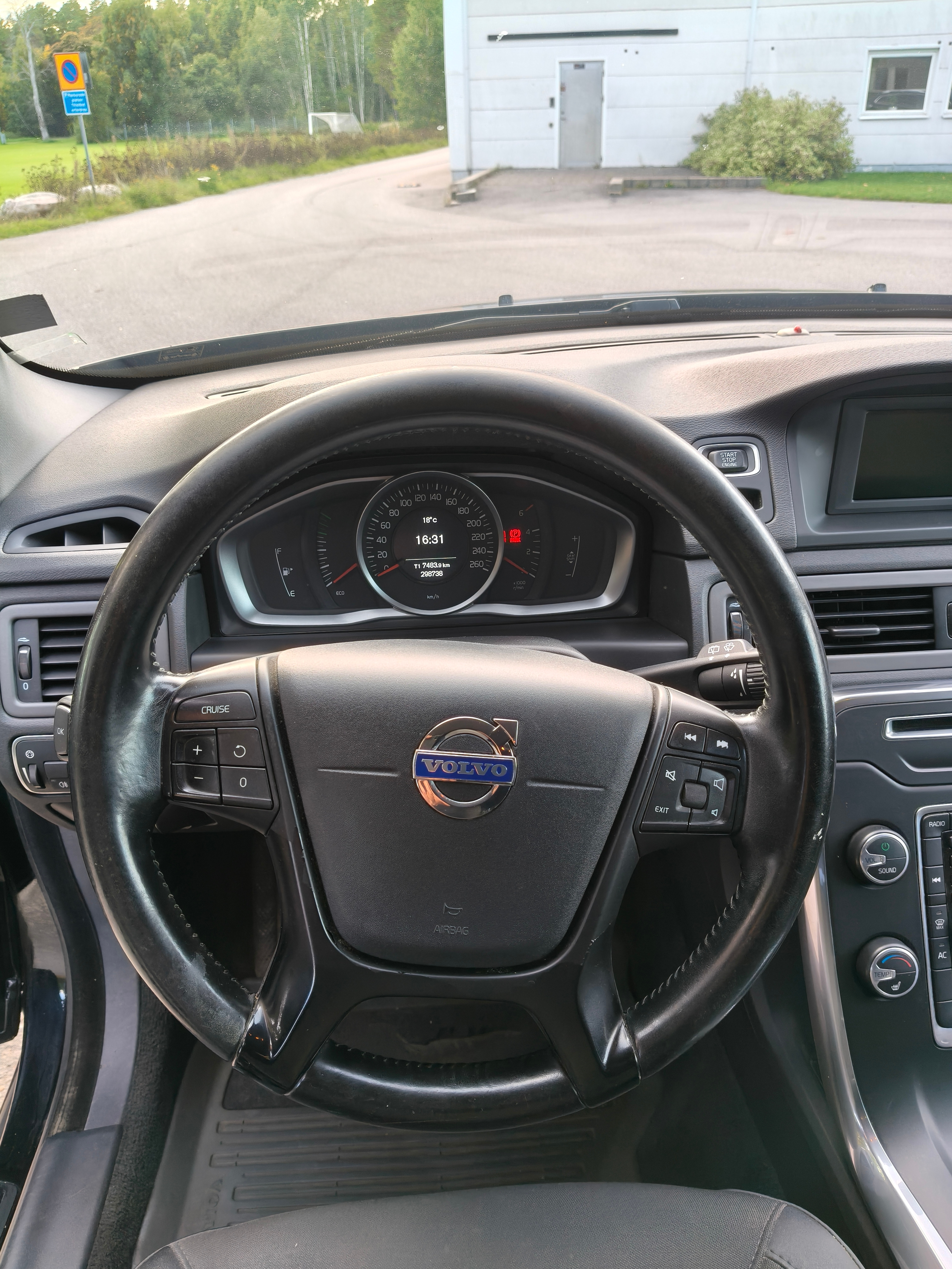 Volvo V70 D2 Manuell 2014, kuva 5/10