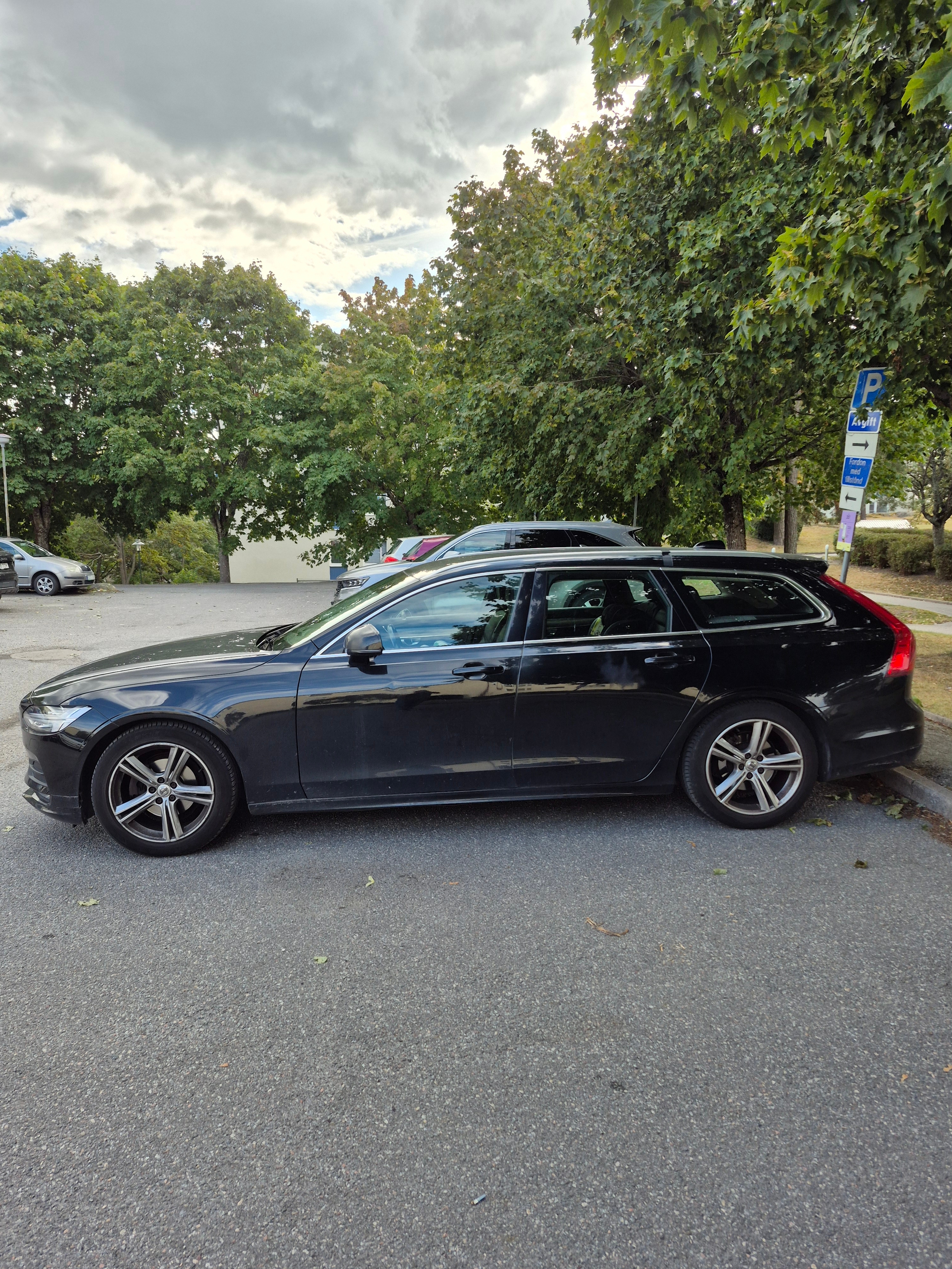 Volvo V90 D4 Geartronic 2019, kuva 4/6