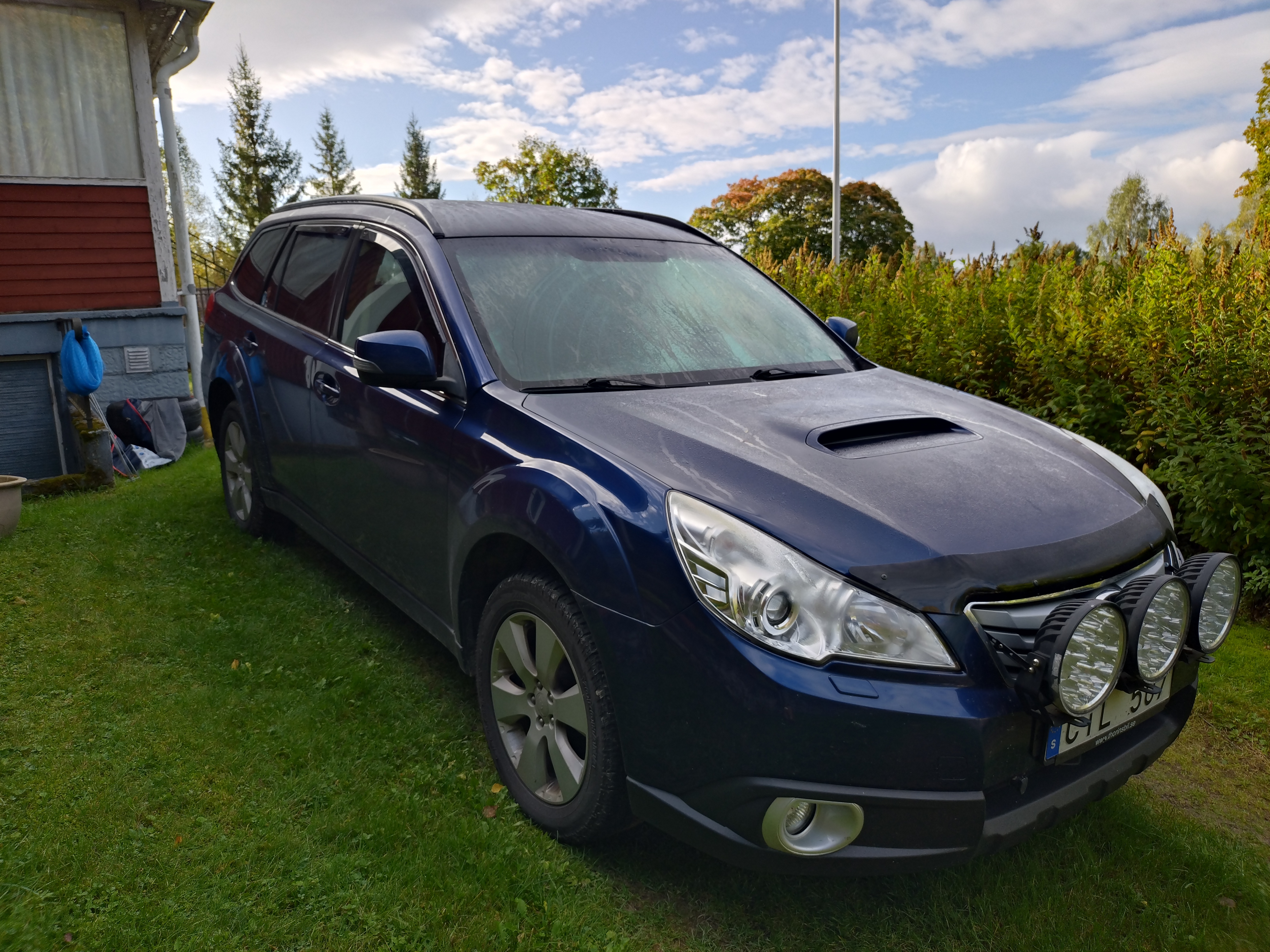 Subaru Outback 2.0 4WD Manuell 2012, bild 2/5