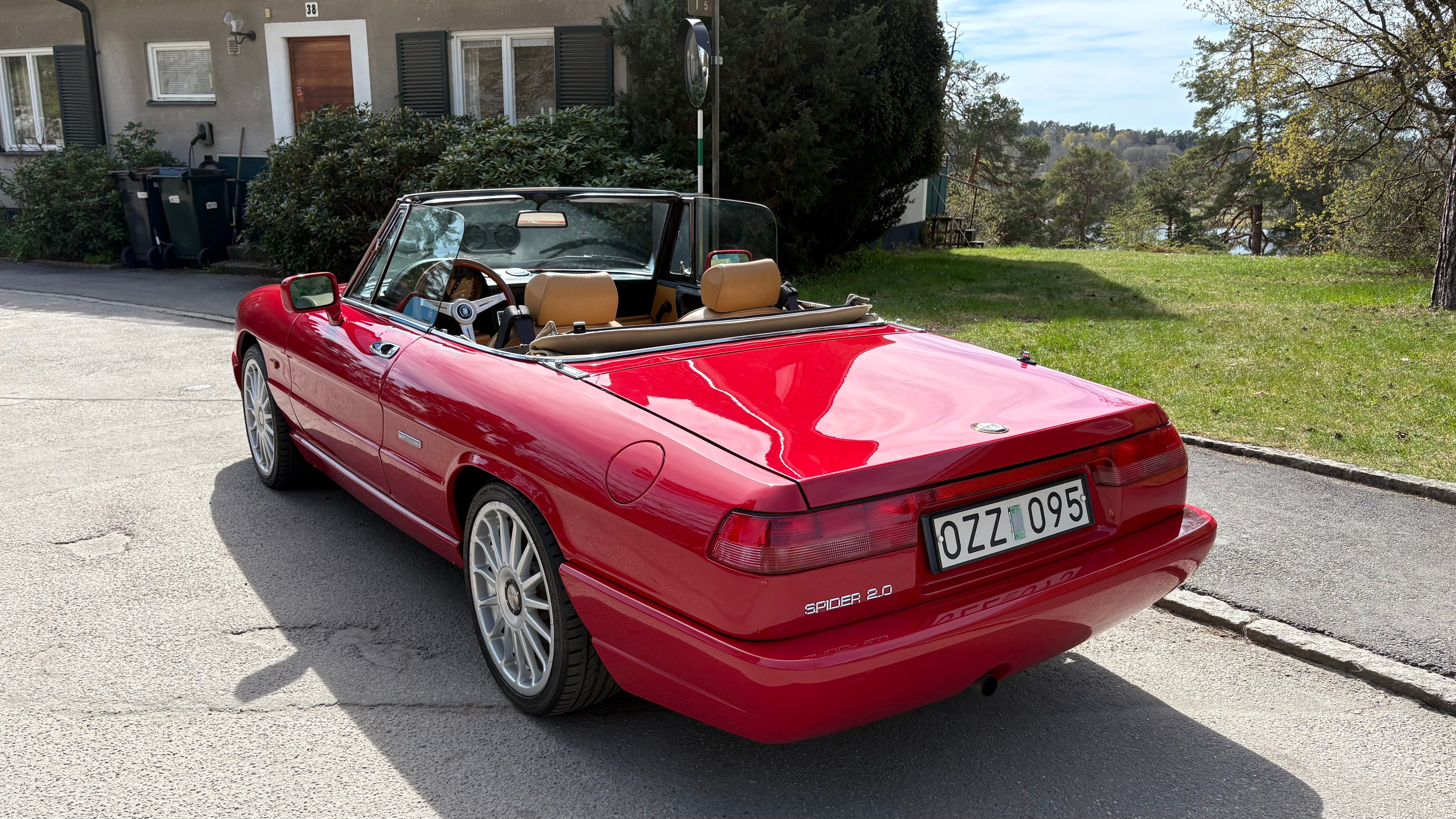 Alfa Romeo Spider 2.0 CAT Manuell 1990, bild 7/10