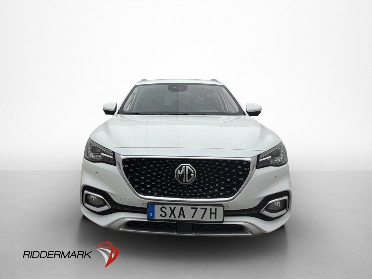 MG HS PHEV EDU-II 258hk Pano 2022, kuva 2/10
