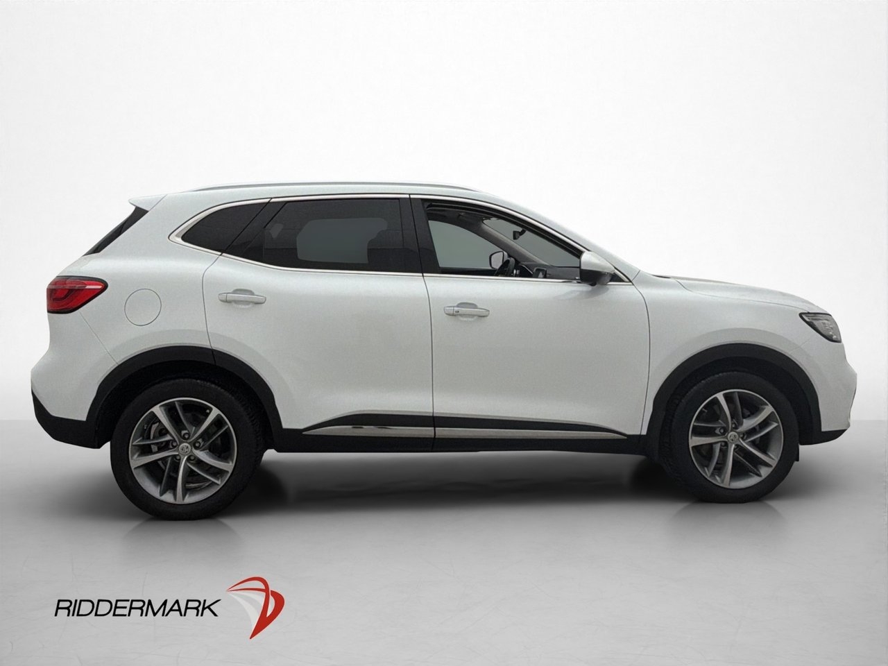 MG HS PHEV EDU-II 258hk Pano 2022, kuva 6/10