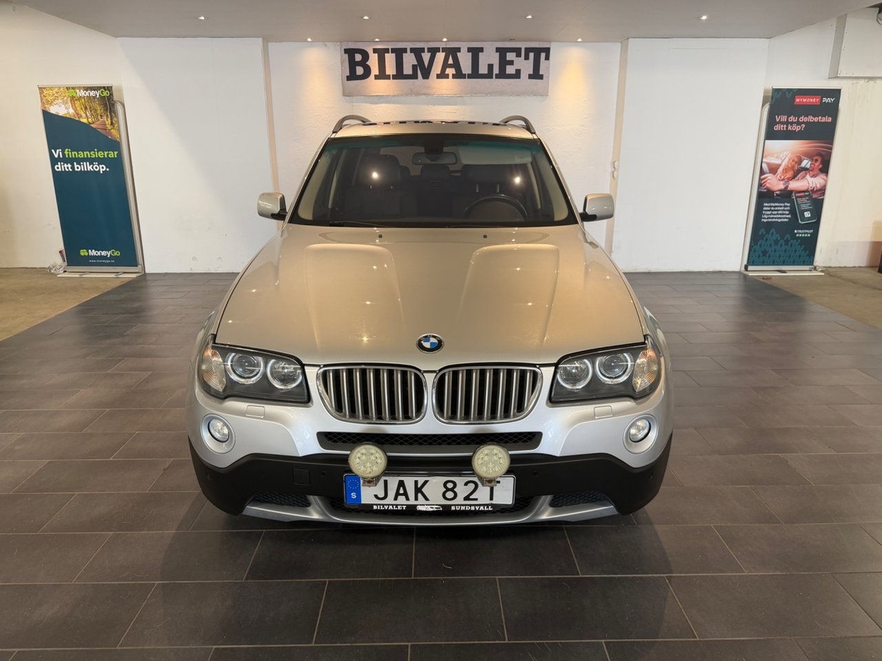 BMW X3 xDrive20d Euro 5 2009, kuva 2/10