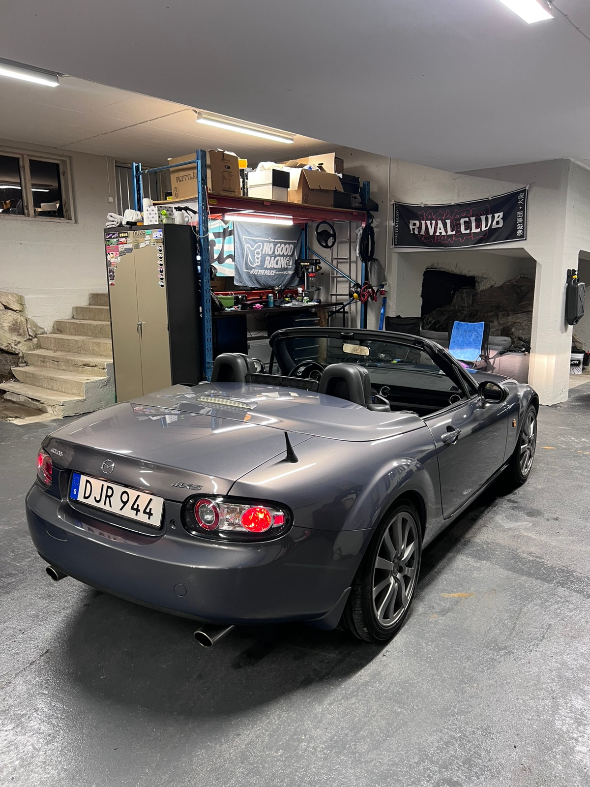 Mazda MX-5 PRHT 2.0 MZR Manuell 2009, bild 2/10
