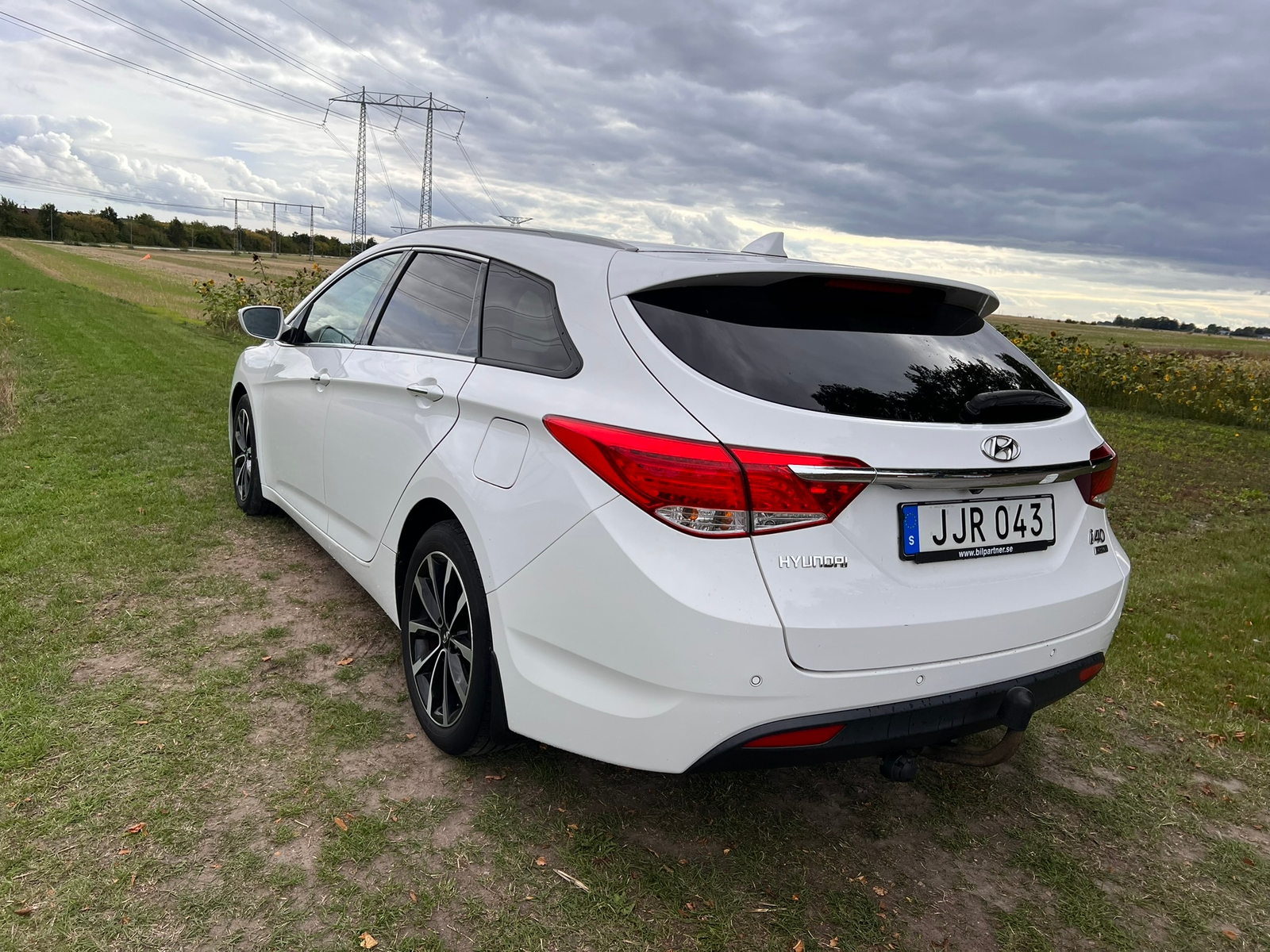 Hyundai i40 cw 1.7 CRDi Manuell 2014, bild 2/7