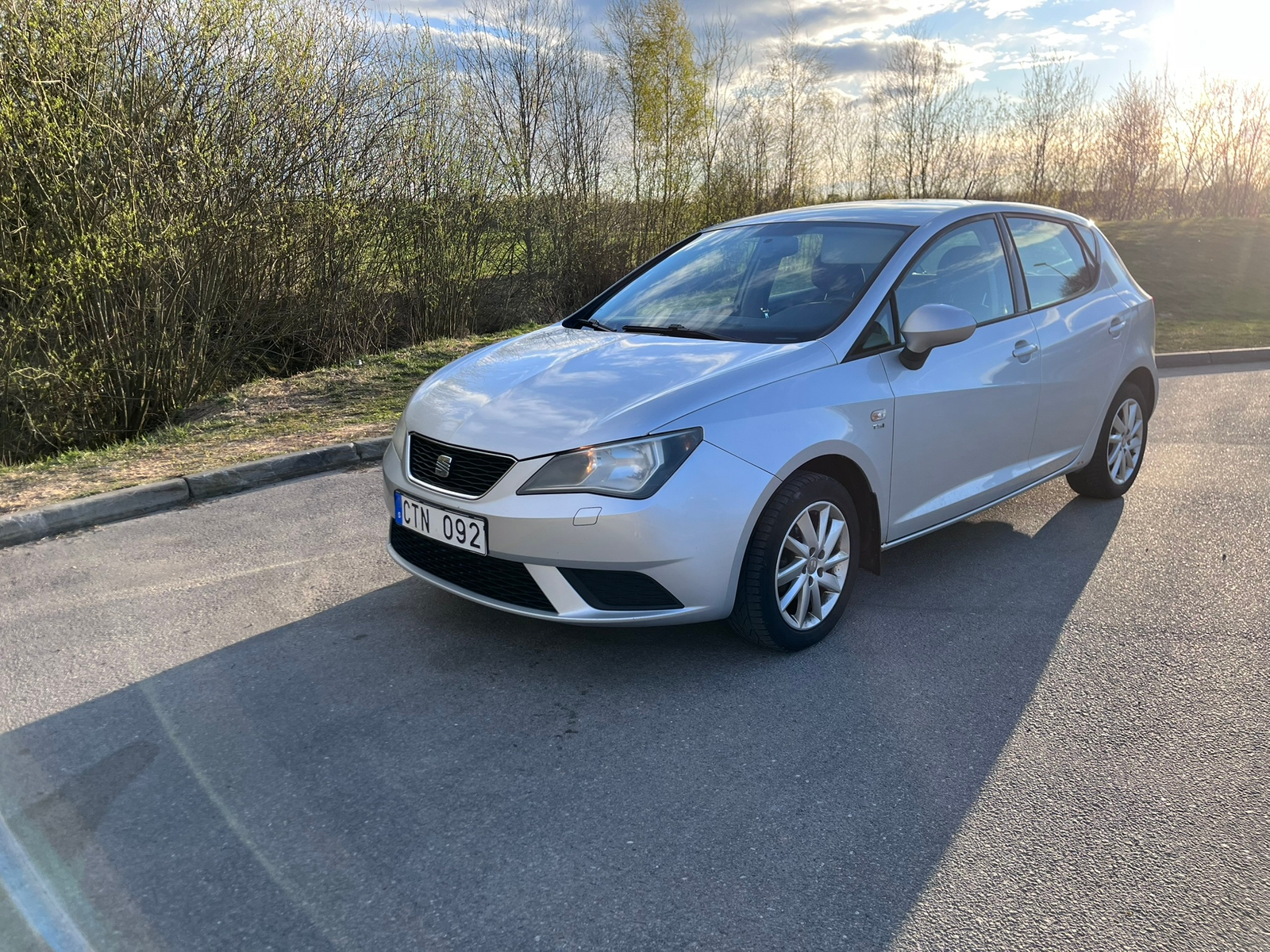 Seat Ibiza 1.2 TSI Manuell 2013, bild 4/4