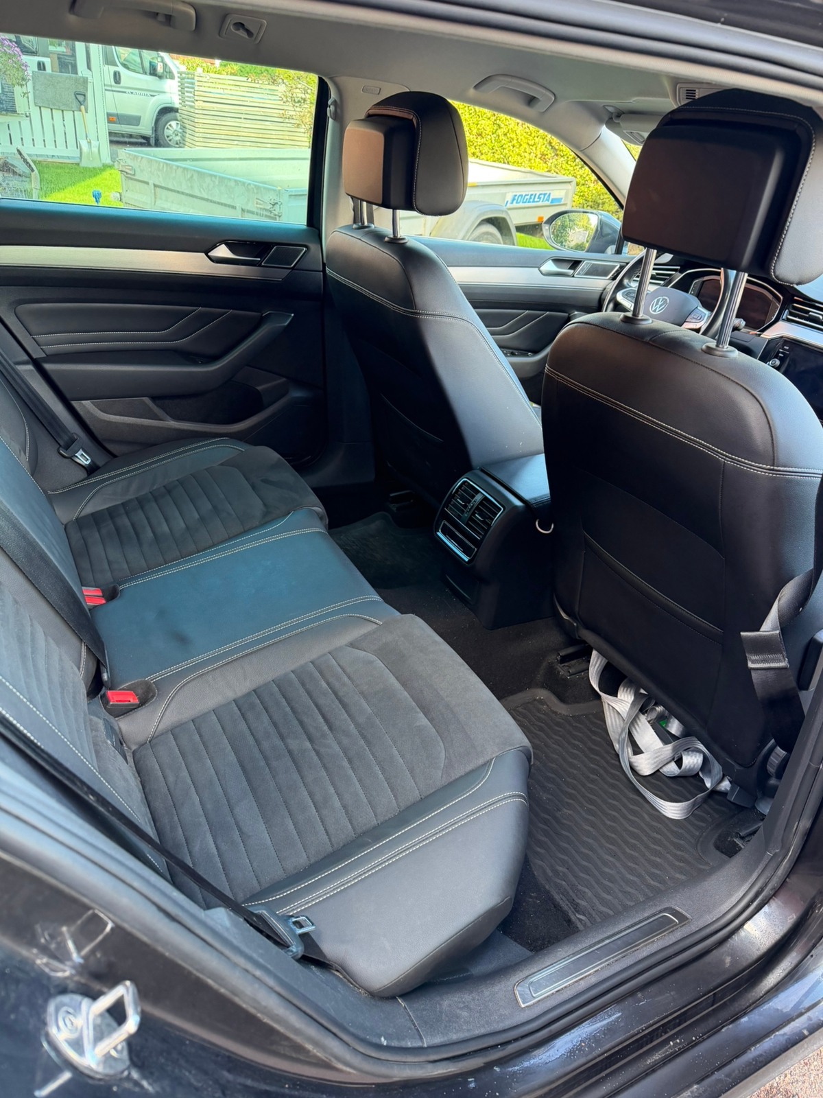 Volkswagen Passat 2022, bild 5/7