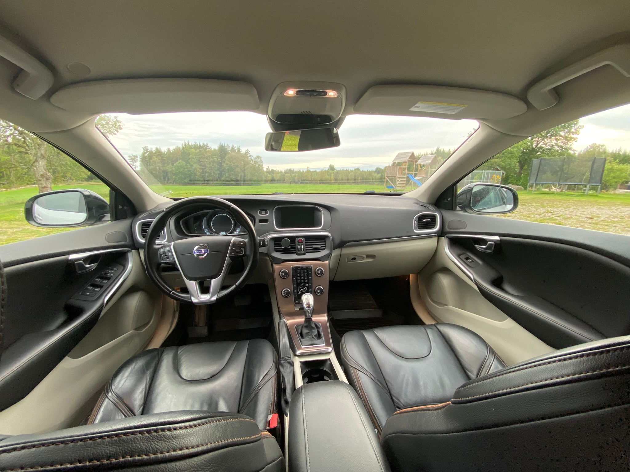 Volvo V40 Cross Country D3 Geartronic 2013, bild 7/8