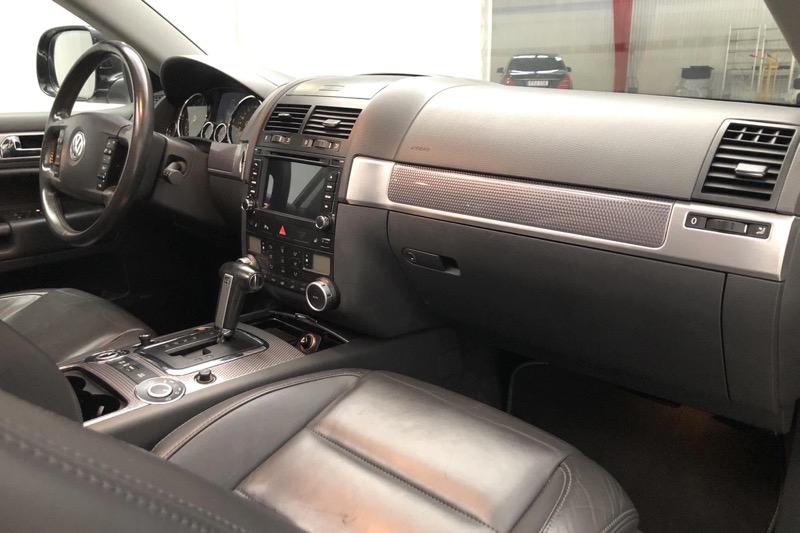 Volkswagen Touareg 2009, photo 5/10