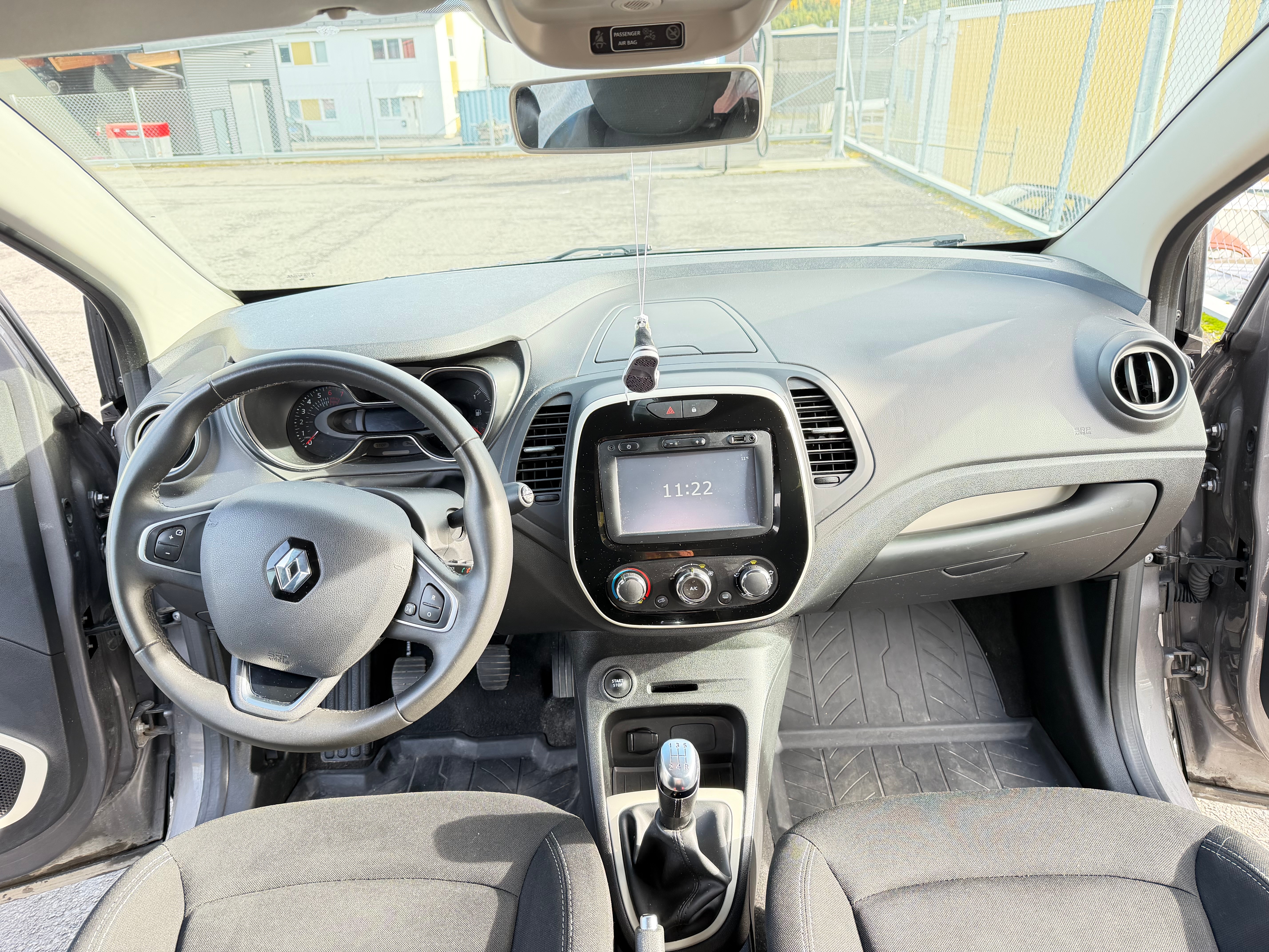 Renault Captur 0.9 TCe Manuell 2018, bild 7/10
