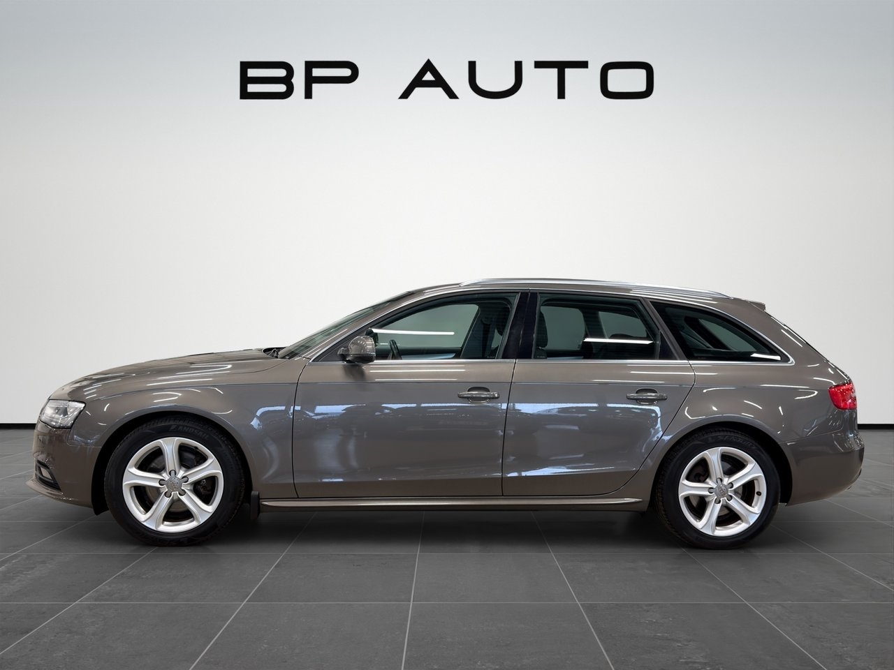 Audi A4 2014, bild 4/10