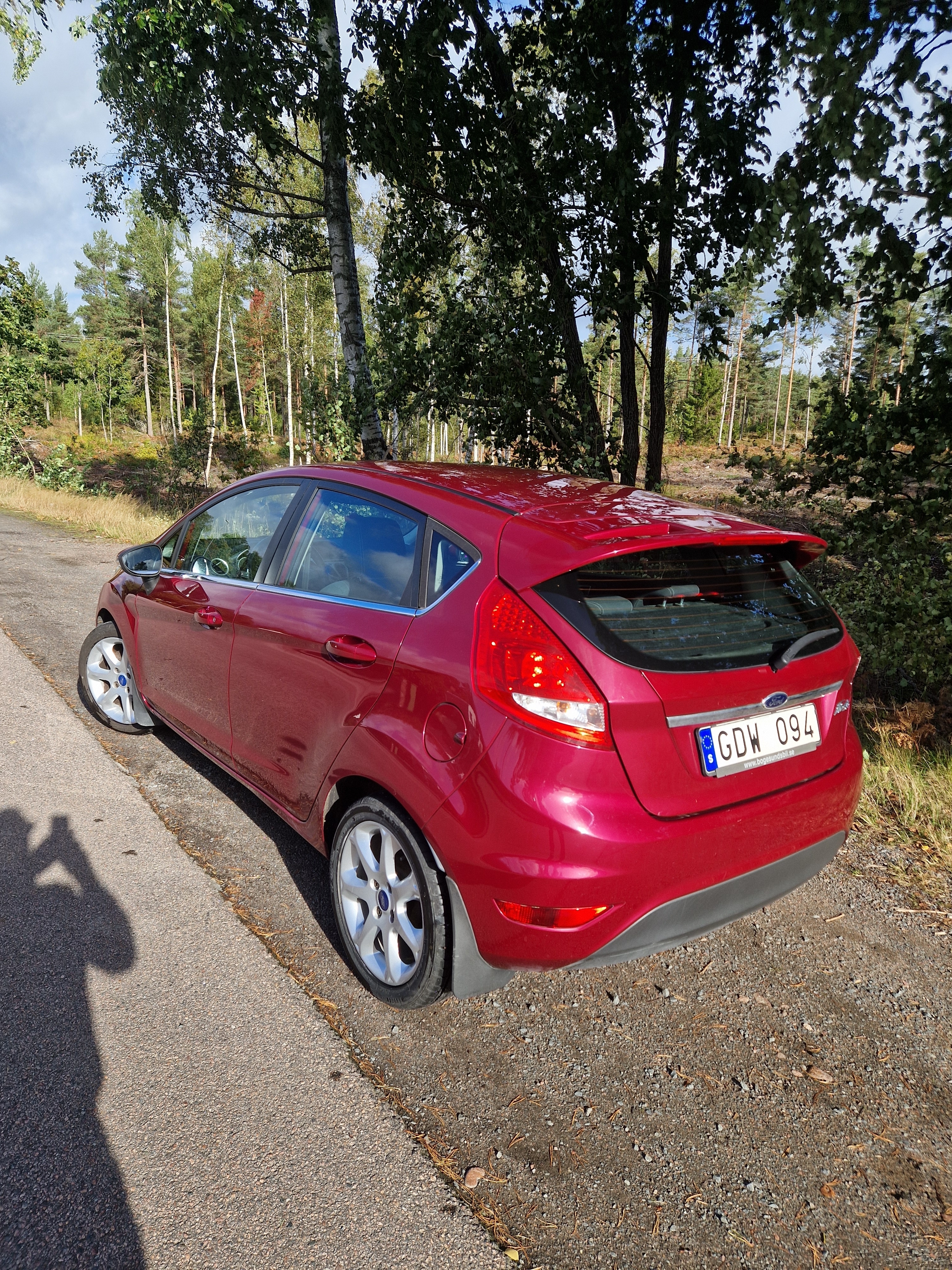 Ford Fiesta 5-dörrar 1.25 Manuell 2012, bild 2/5