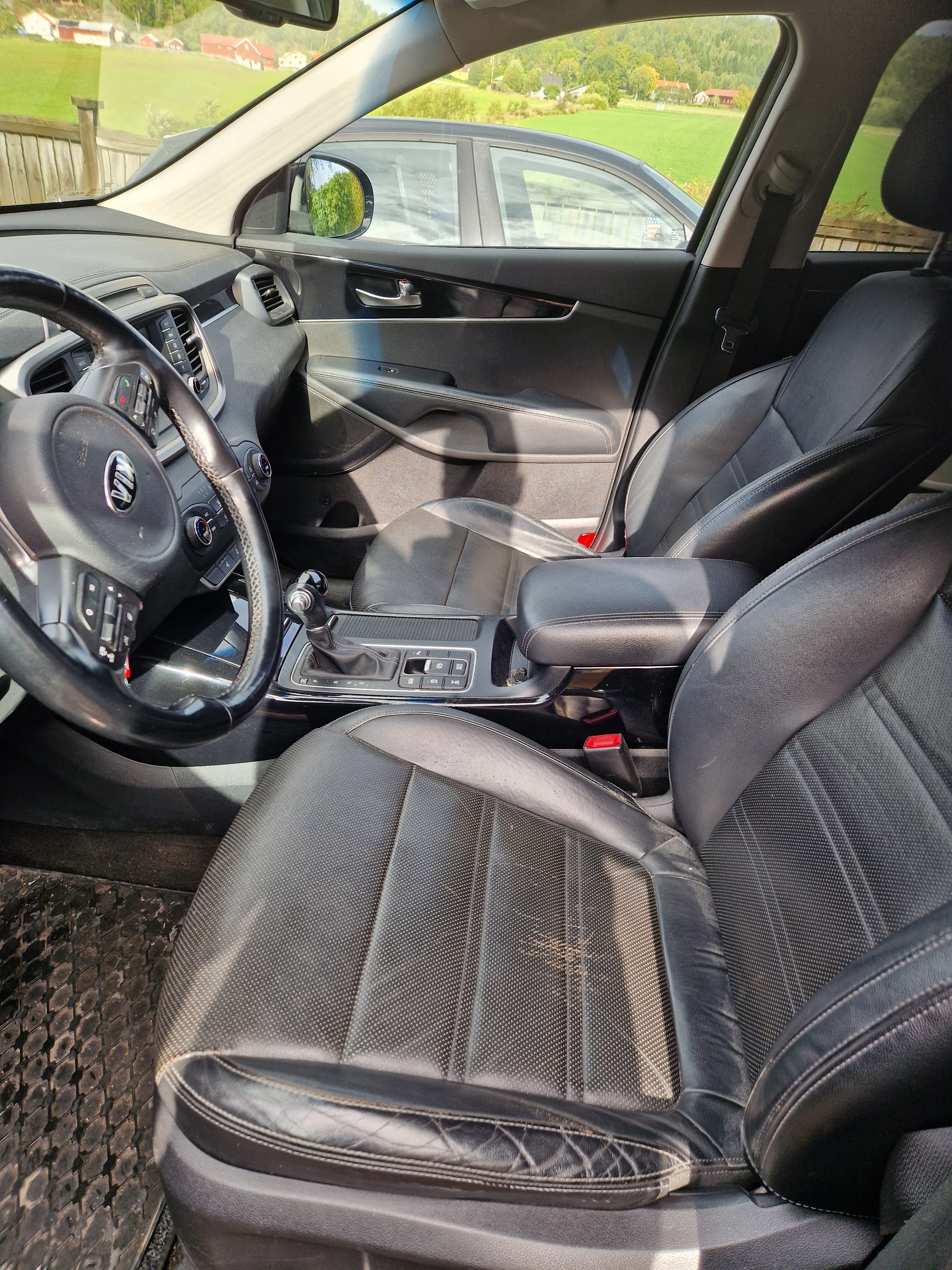 Kia Sorento 2.2 CRDi AWD Automatisk 2016, bild 3/5