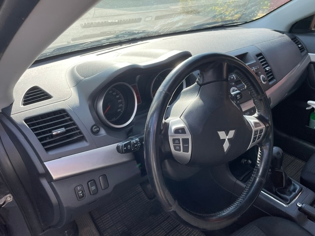 Mitsubishi Lancer 2009, bild 5/5