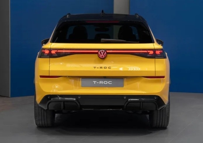 Volkswagen T-Roc r-line 1,5 150hk DSG 2027, bild 4/7