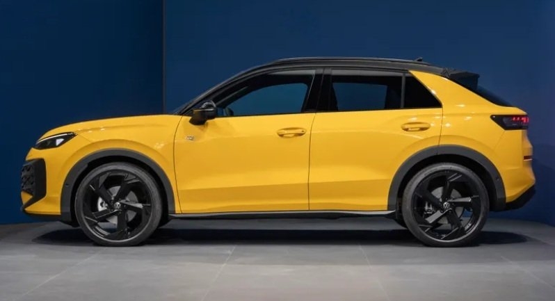 Volkswagen T-Roc r-line 1,5 150hk DSG 2027, bild 3/7
