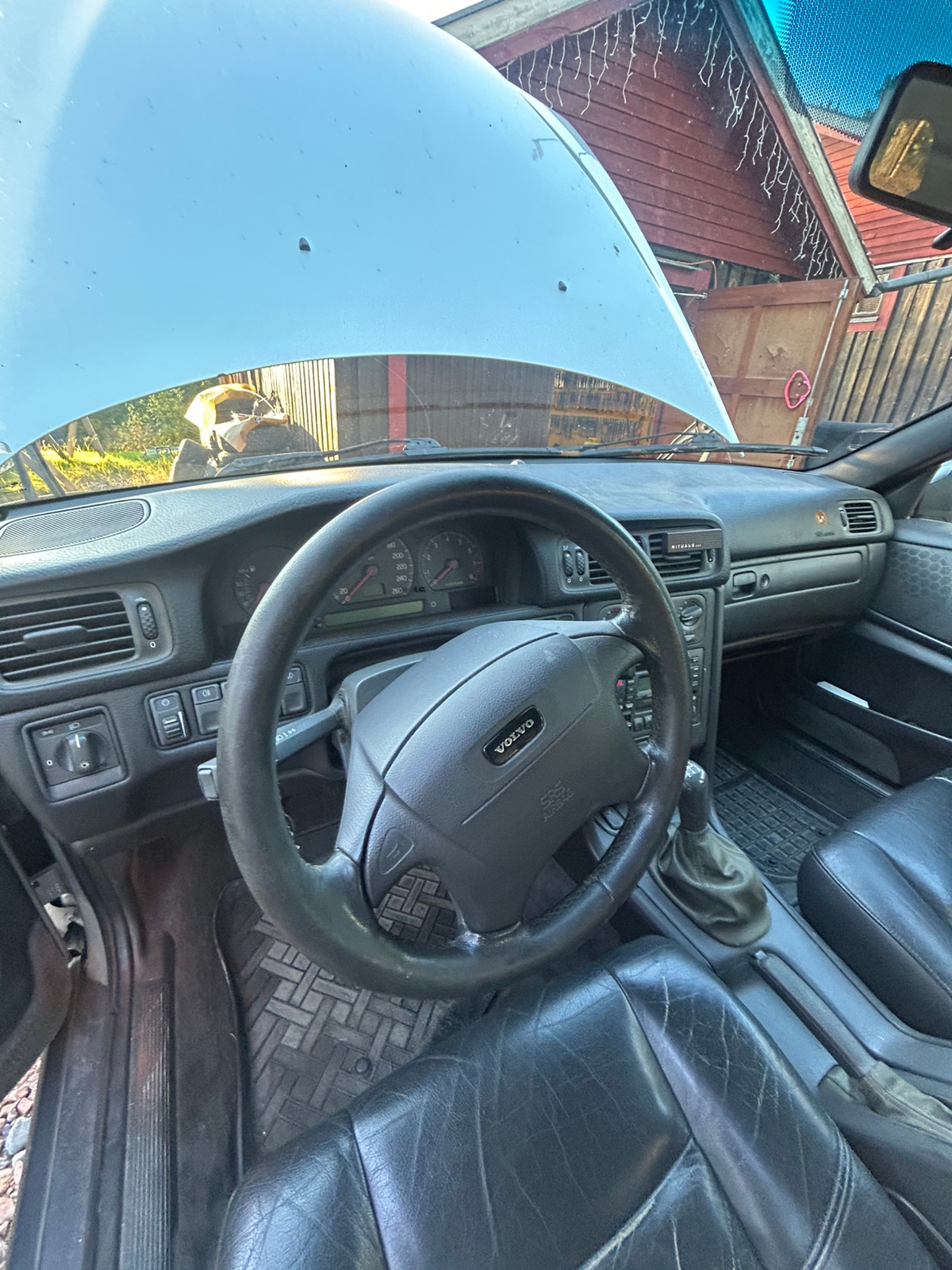 Volvo XC70 V 2.5 T AWD Manuell 1999, bild 2/10