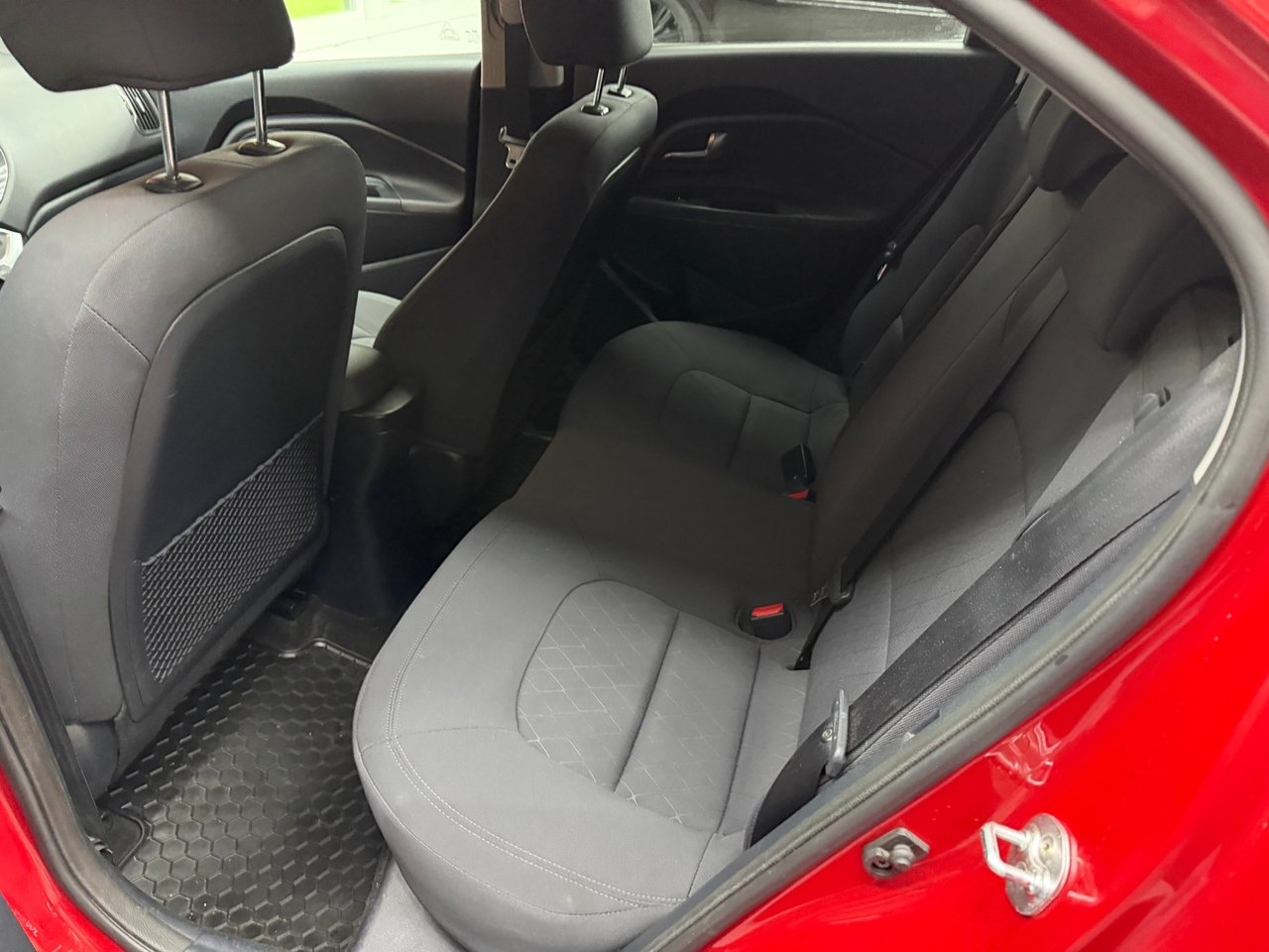 Kia Rio 2016, kuva 7/10