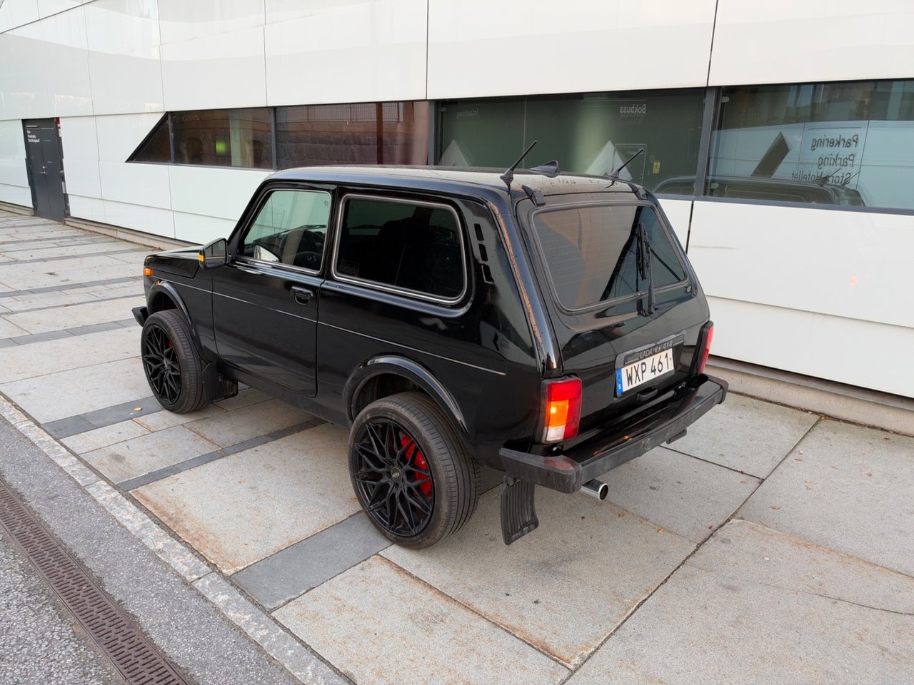 Lada Niva 4x4 3-dörrars 1.7 i 4x4 Euro 6 2015, bild 6/29