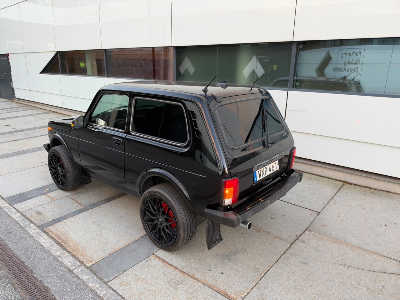 Lada Niva 4x4 3-dörrars 1.7 i 4x4 Euro 6 2015, bild 7/29