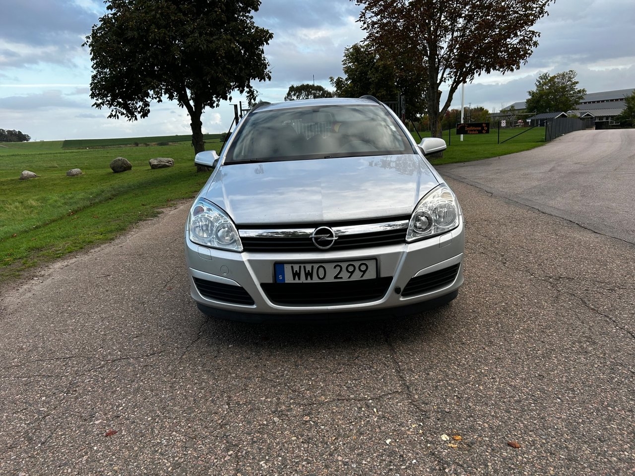 Opel Astra Caravan 1.6 Twinport ECOTEC 2005, bild 2/8