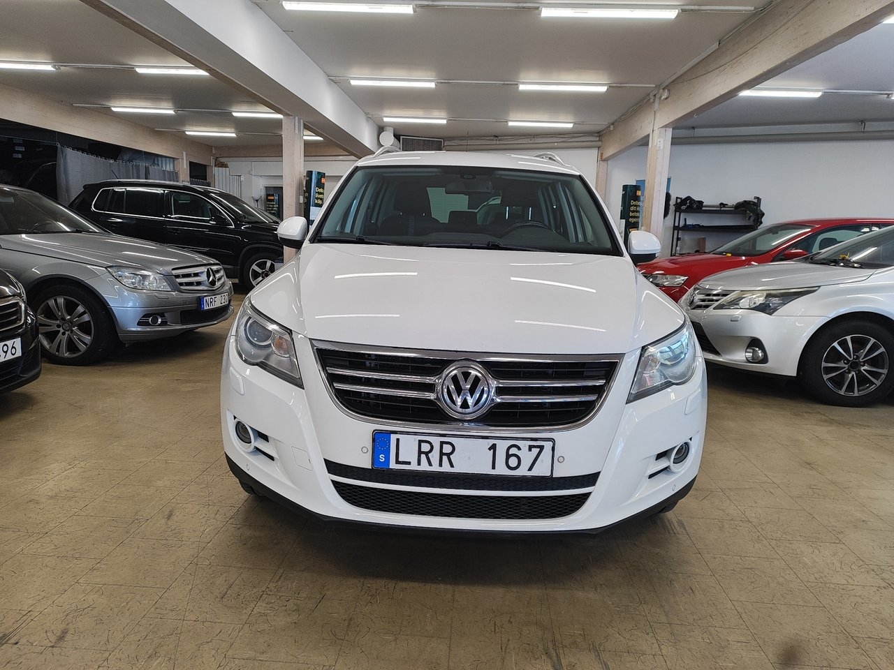 Volkswagen Tiguan 2011, bild 2/10