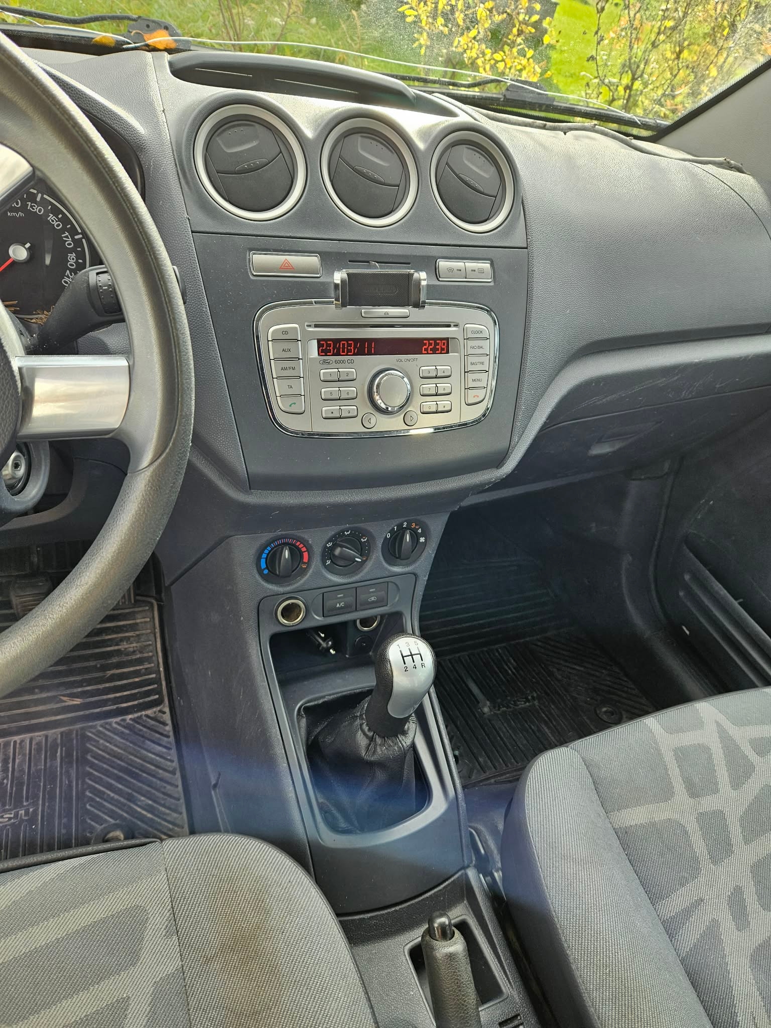Ford Transit Connect 2011, bild 5/10