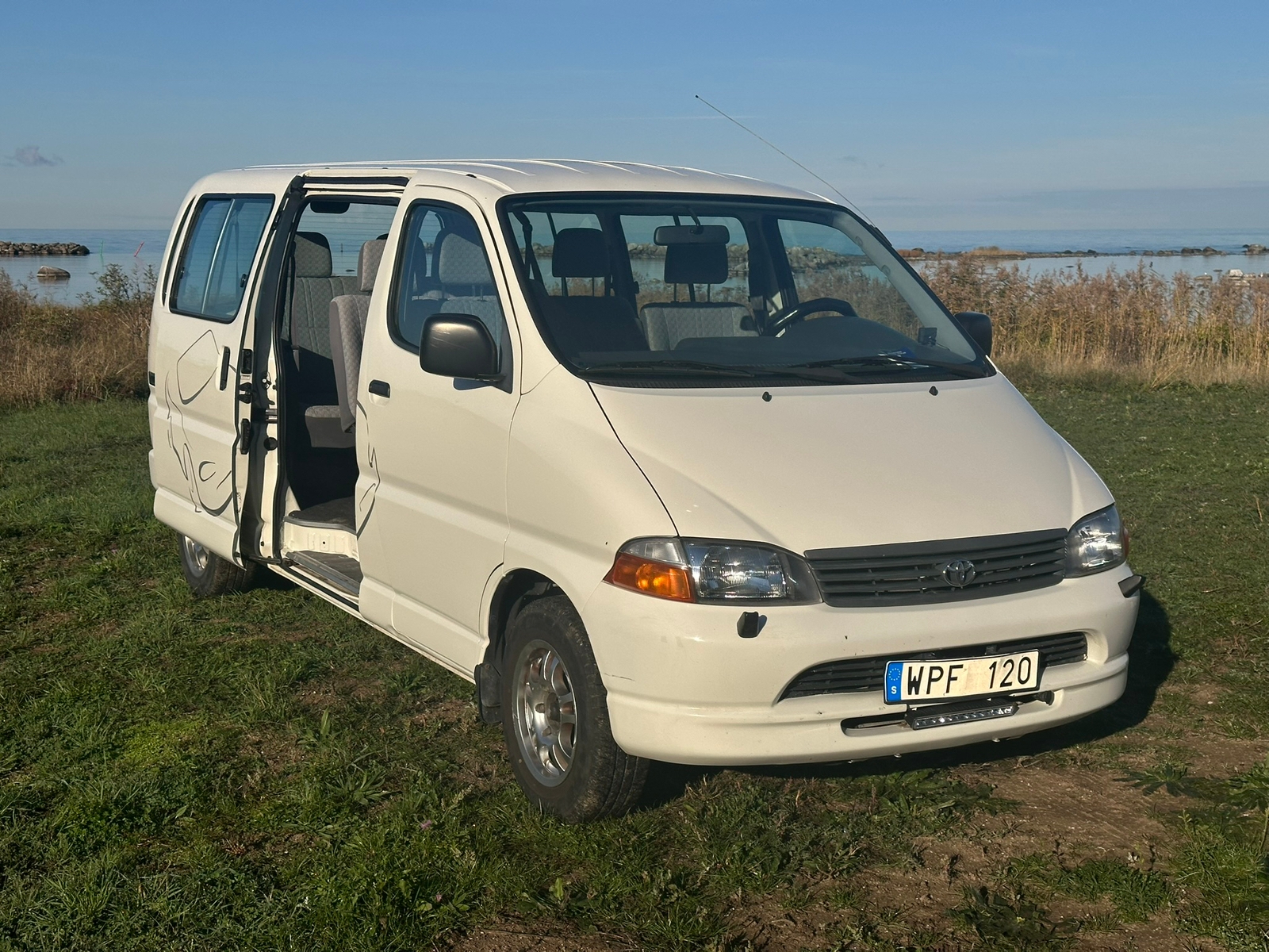 Toyota HiAce Minibuss 2.7 Manuell 2005, kuva 7/7