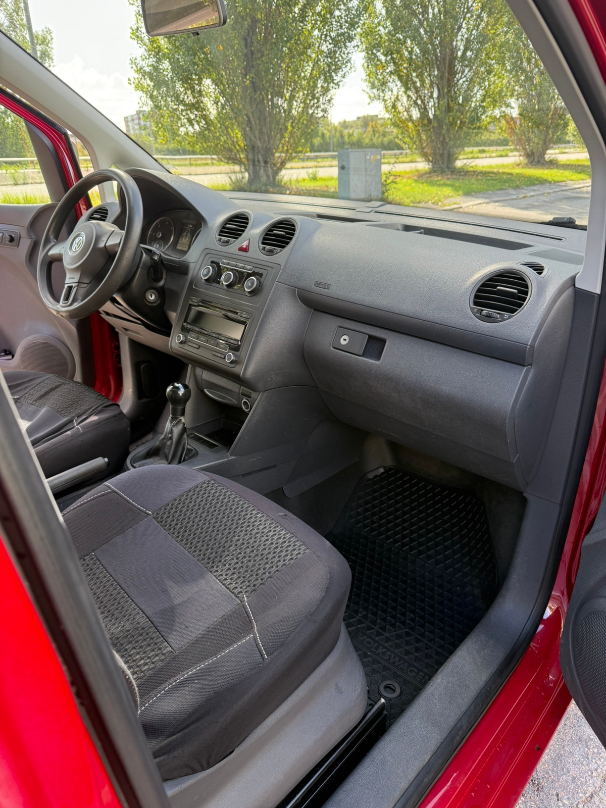 Volkswagen Caddy 2012, bild 7/10