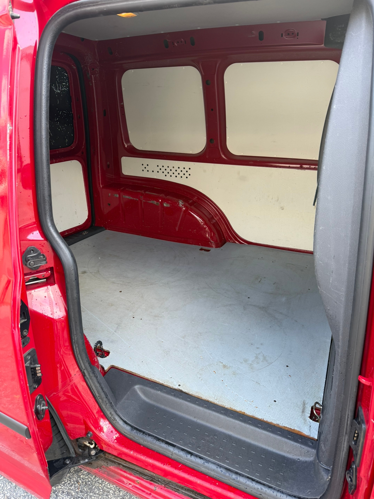 Volkswagen Caddy 2012, bild 6/10