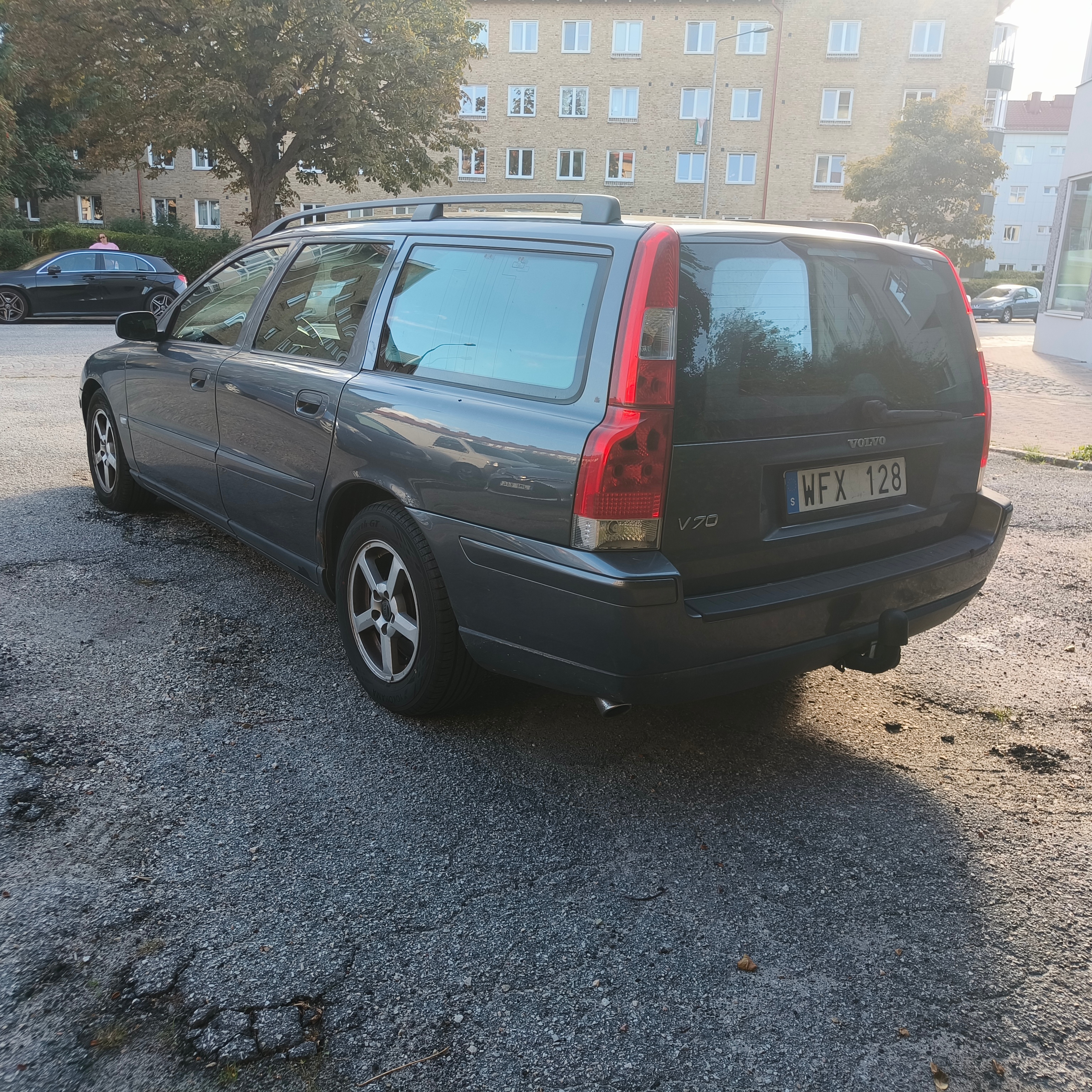 Volvo V70 2.4 Automatisk 2005, bild 3/5