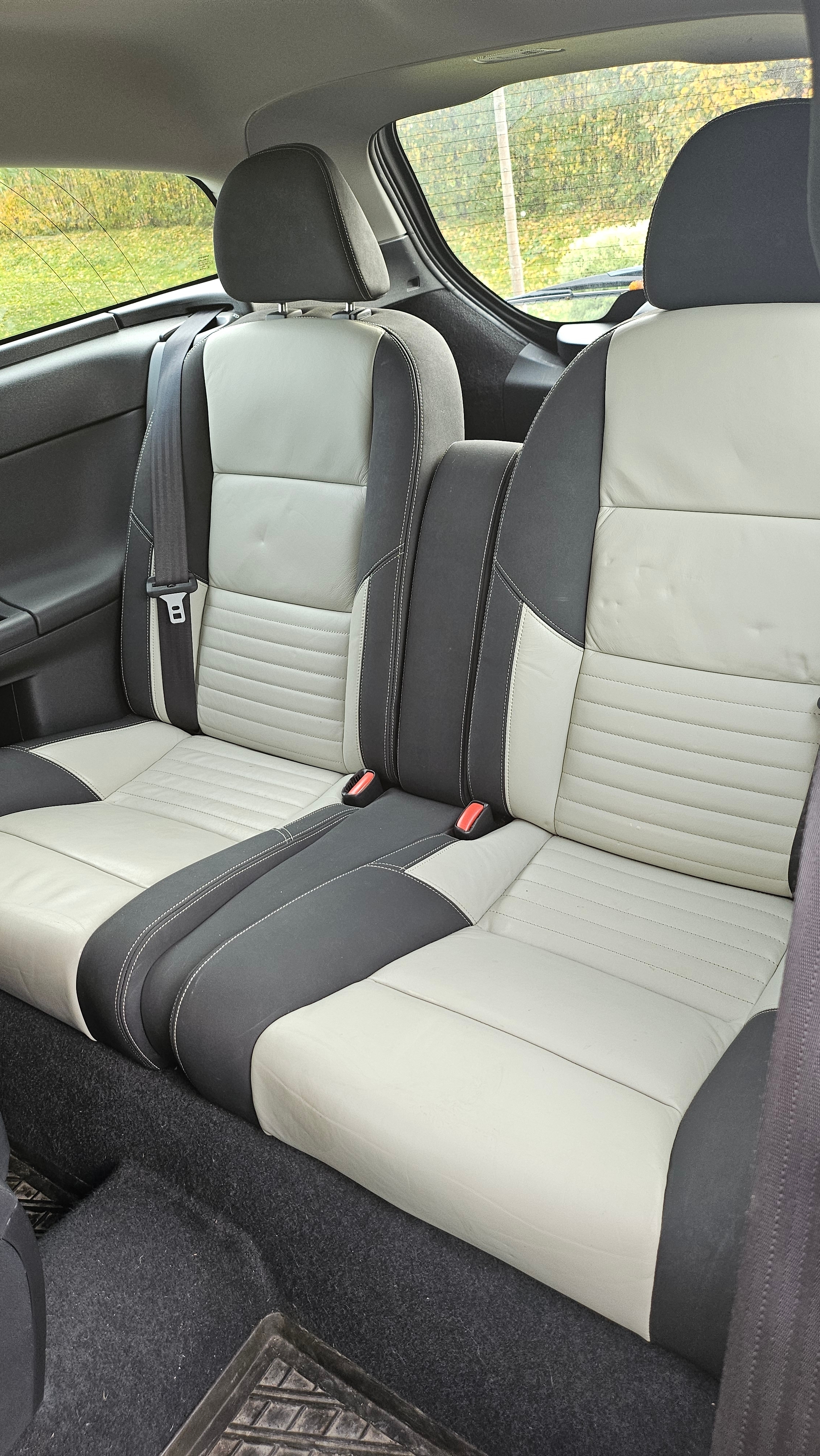 Volvo C30 1.6 D DRIVe Manuell R-design 2010, photo 4/6