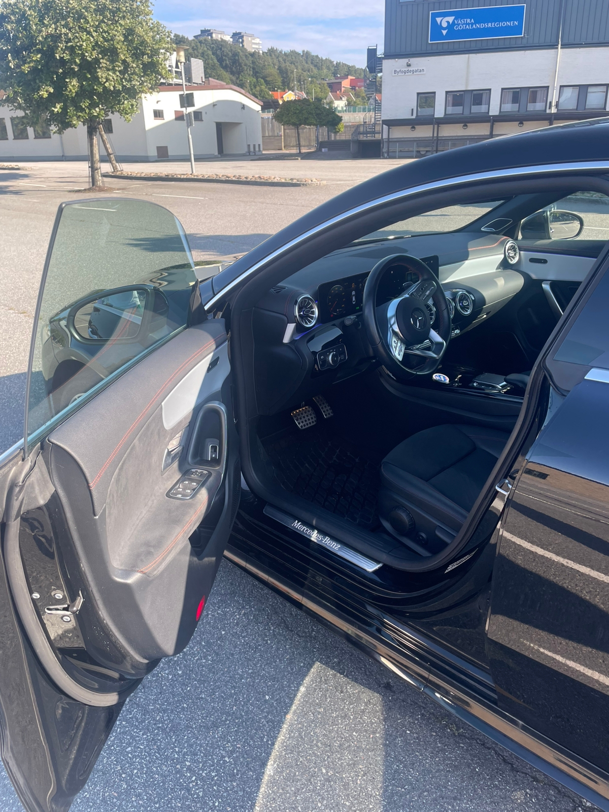 Mercedes-Benz CLA 250 e 8G-DCT 2023, kuva 7/10