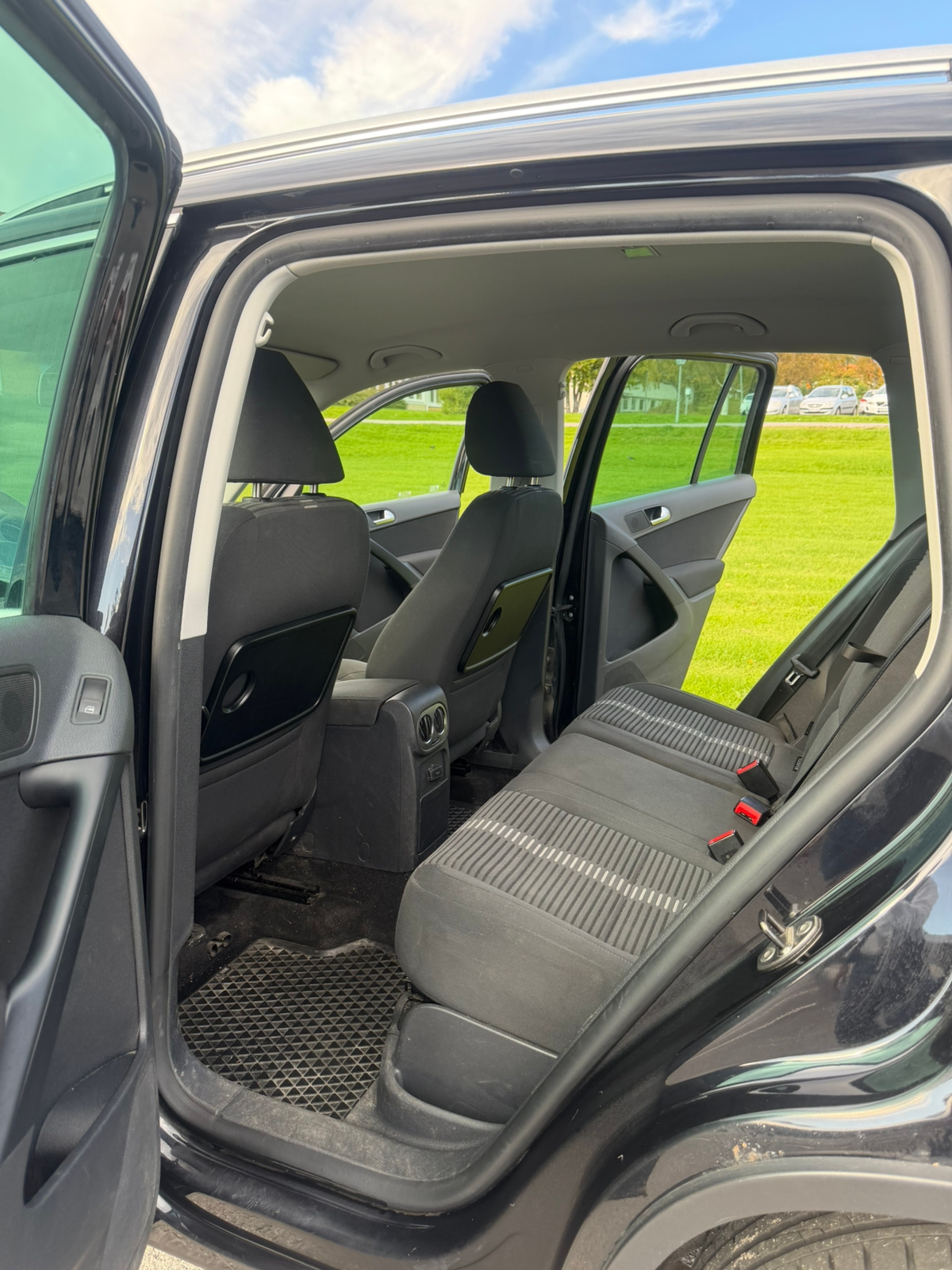 Volkswagen Tiguan 2010, bild 7/9