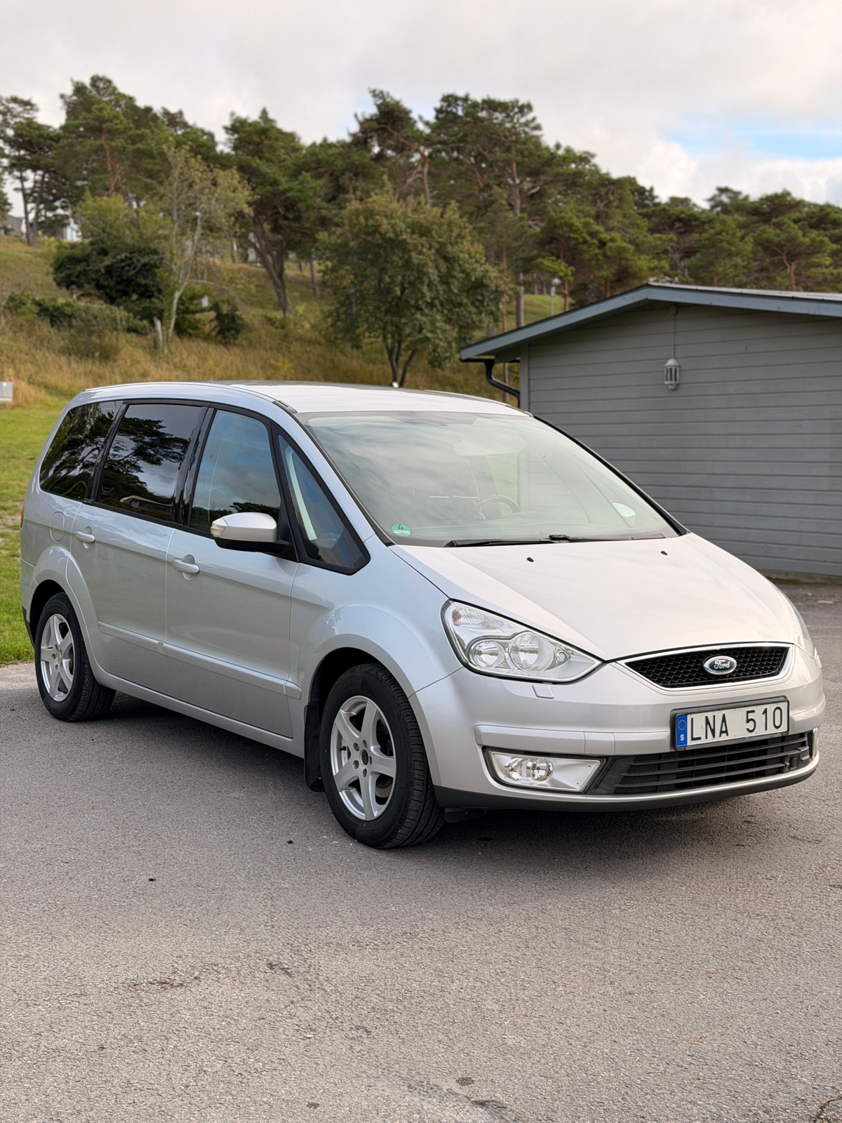 Ford Galaxy 2.0 Flexifuel Manuell 2010, bild 2/5