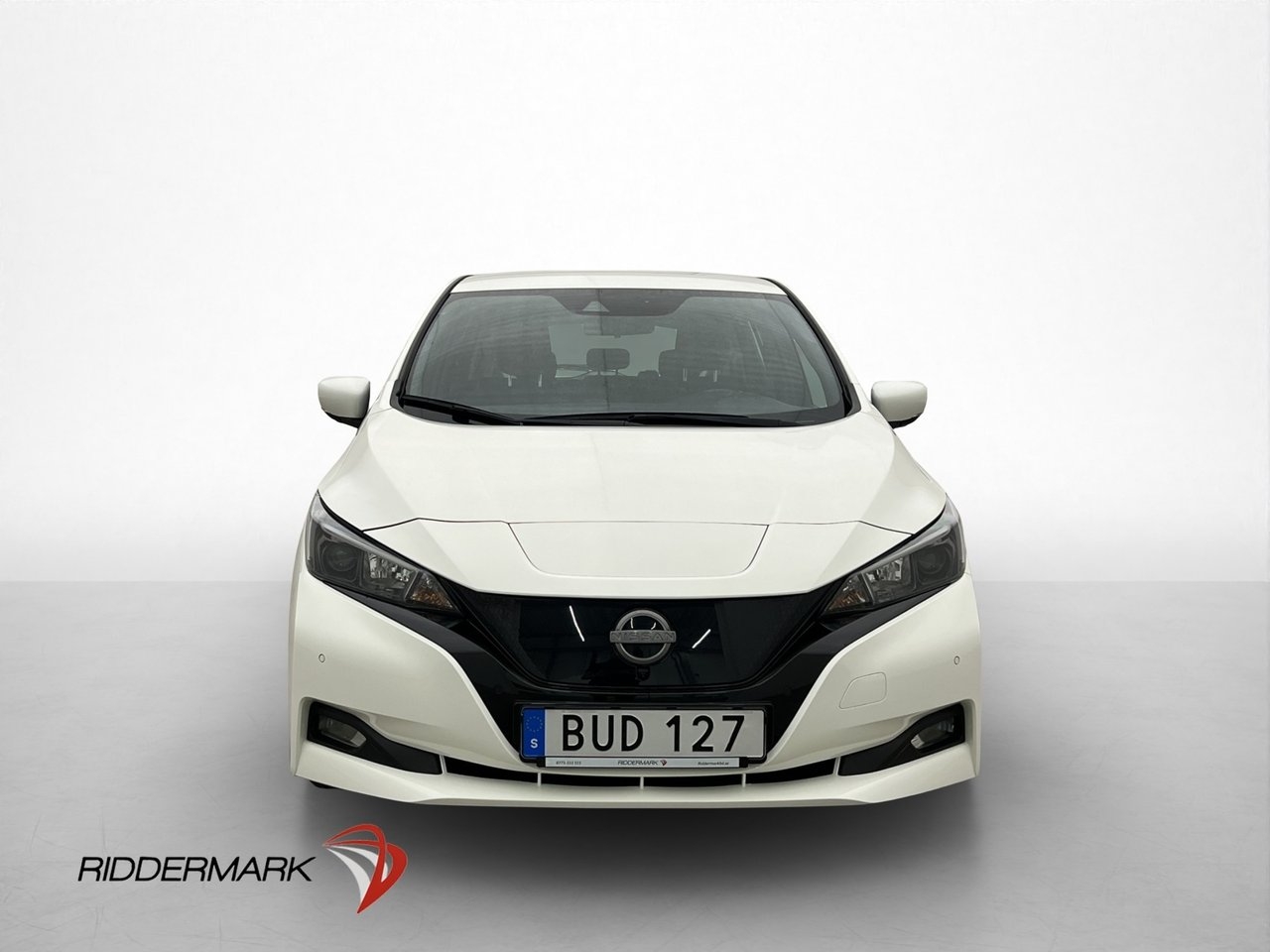 Nissan Leaf 40 kWh 150hk N-Connecta 360° 2023, bild 2/10