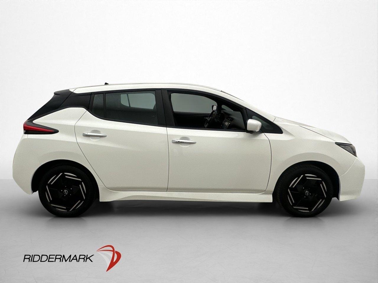 Nissan Leaf 40 kWh 150hk N-Connecta 360° 2023, bild 5/10
