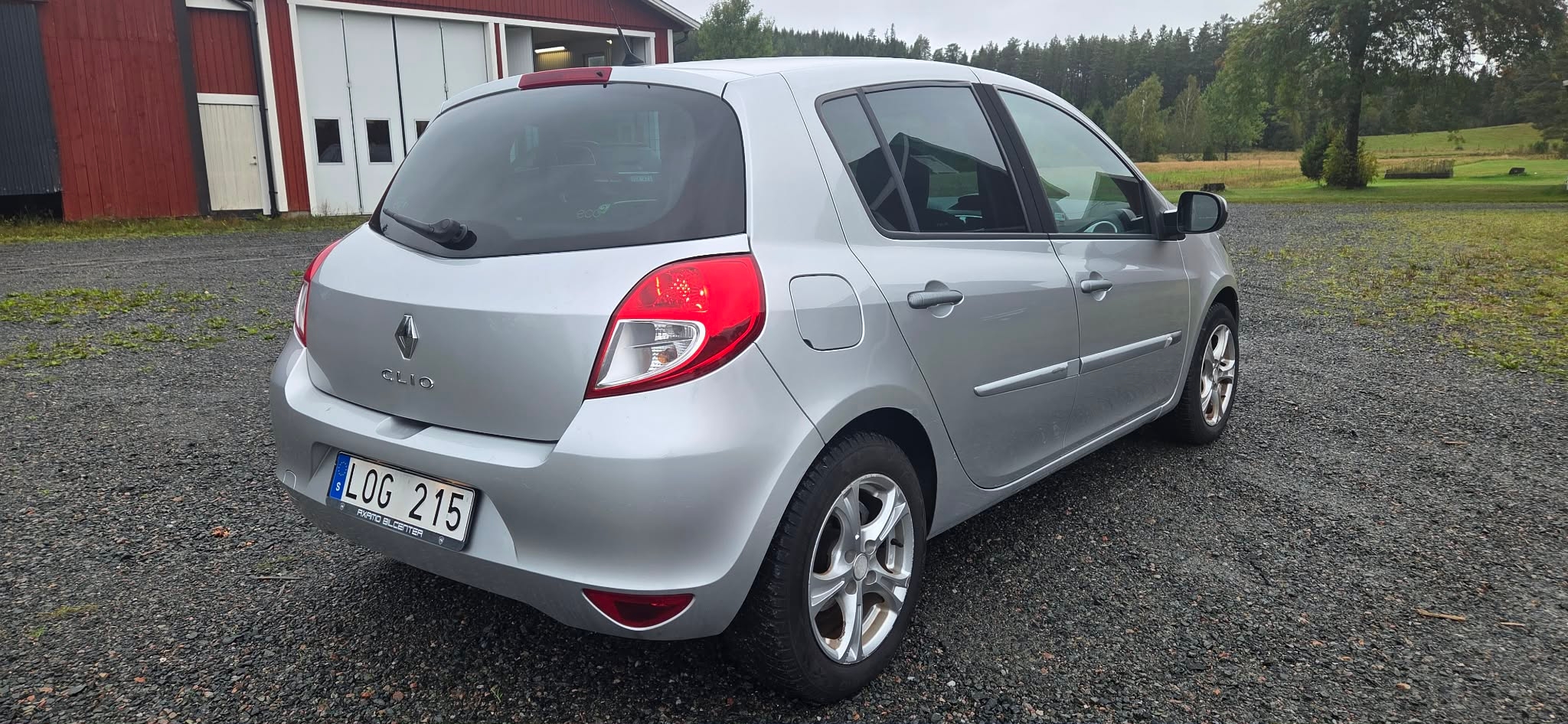 Renault Clio 2011, kuva 4/5