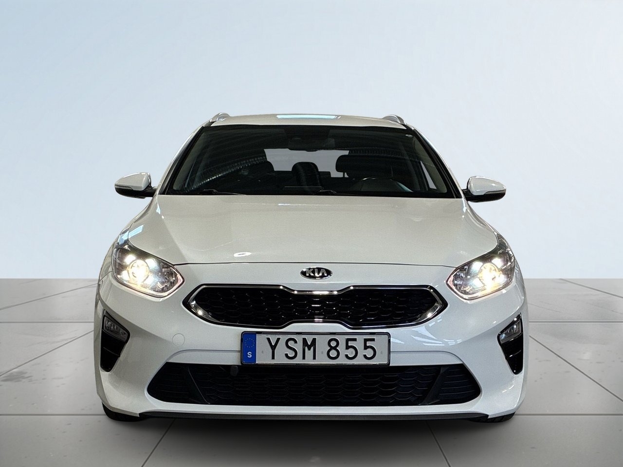 Kia Ceed Sportswagon 1.4 T-GDI DCT 2019, bild 2/10