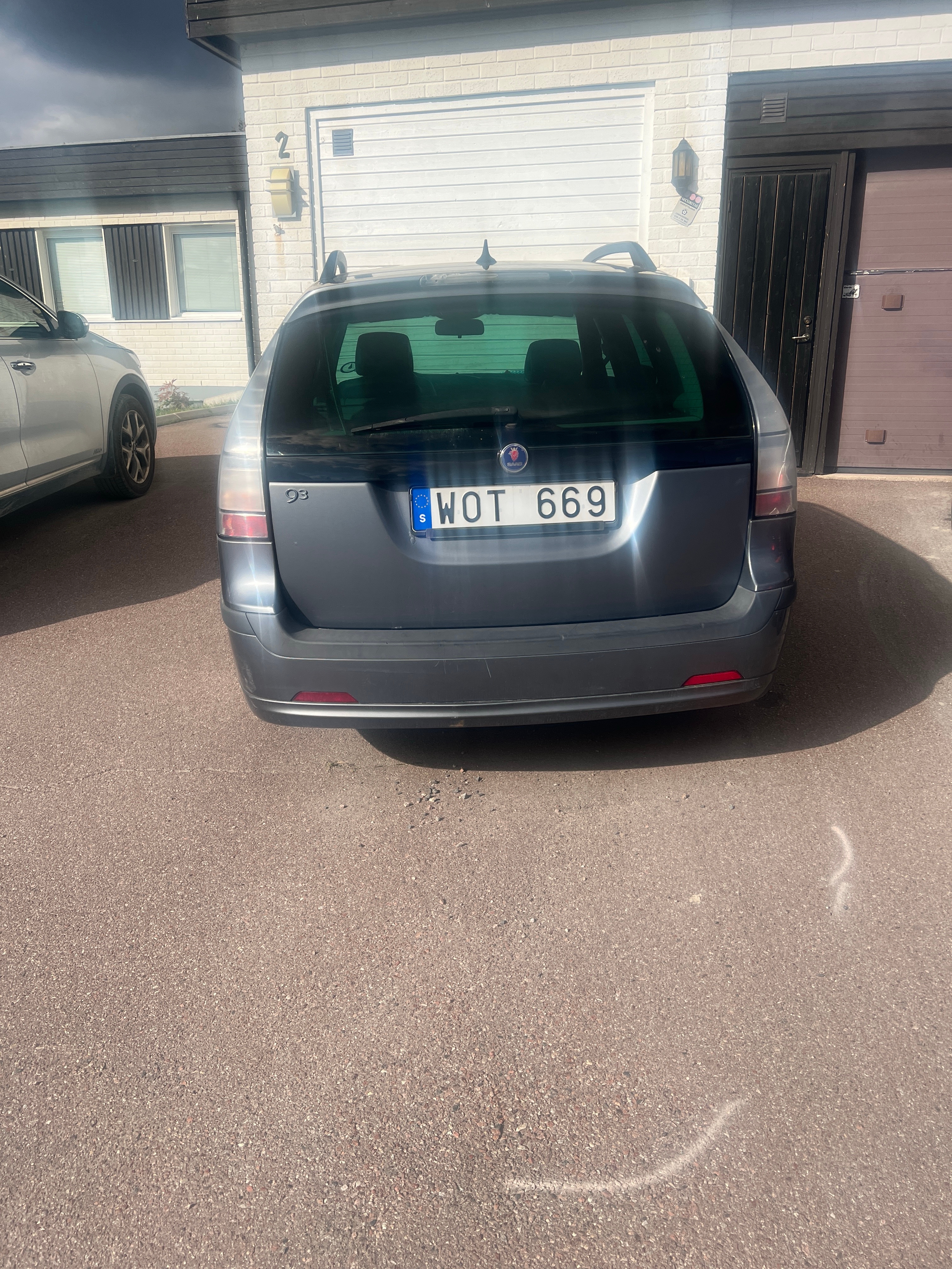 Saab 9-3 SportCombi 1.8t Manuell 2007, bild 2/7