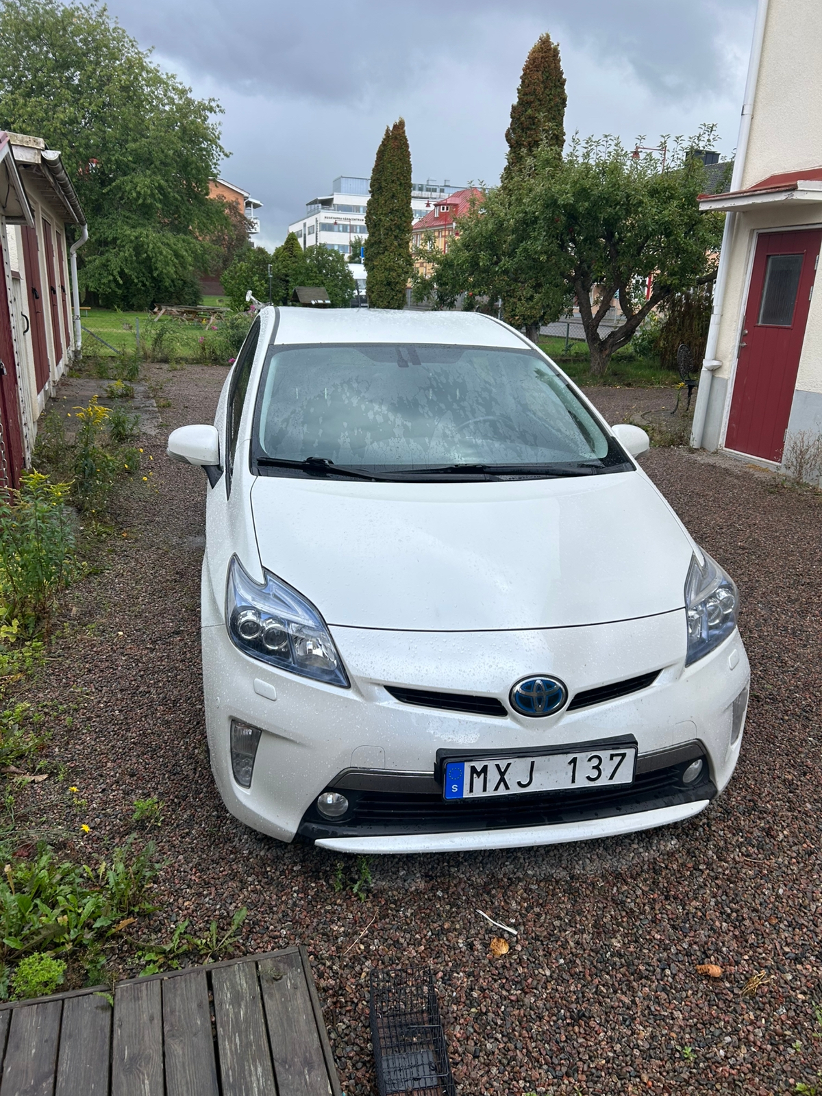 Toyota Prius Plug-in Hybrid 2012, kuva 2/7