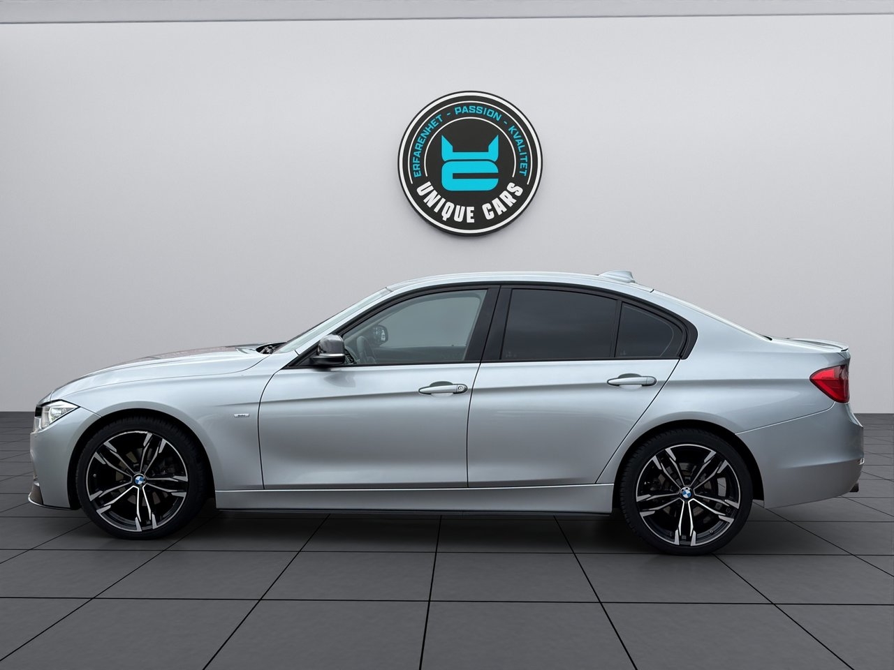 BMW 320 d xDrive 2014, bild 6/10